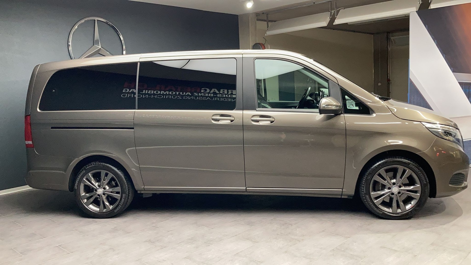 MERCEDES-BENZ V 250 d Trend lang 4matic-image-1