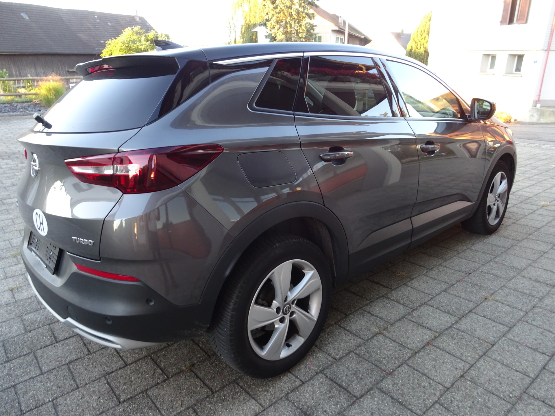 OPEL Grandland X 1.2i TP Ultimate Automatik-image-4