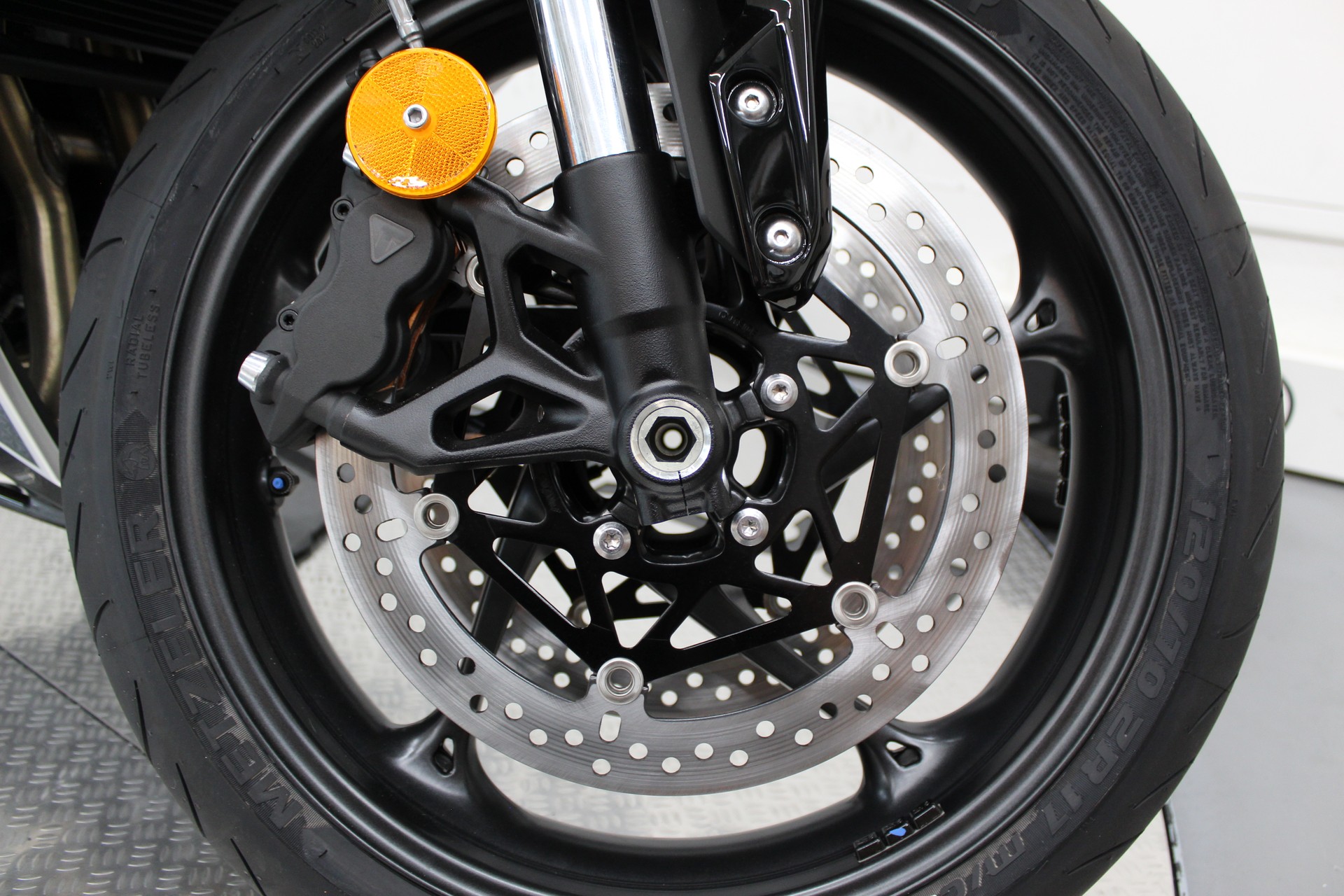 TRIUMPH 660-image-7