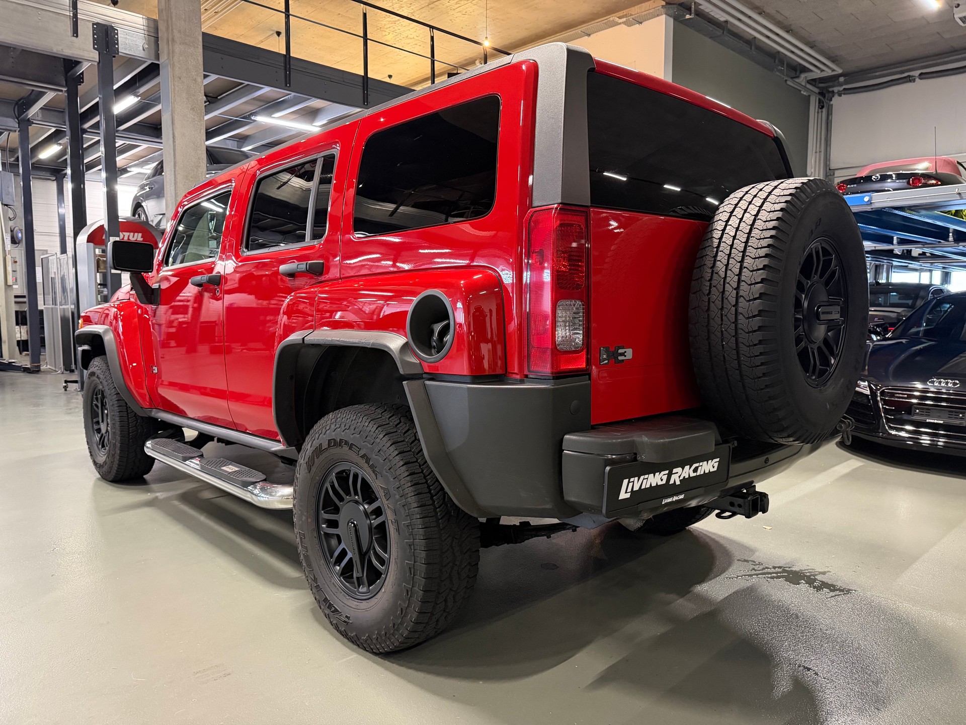 HUMMER H3 3.7 Adventure Automatic-showroom-element-3