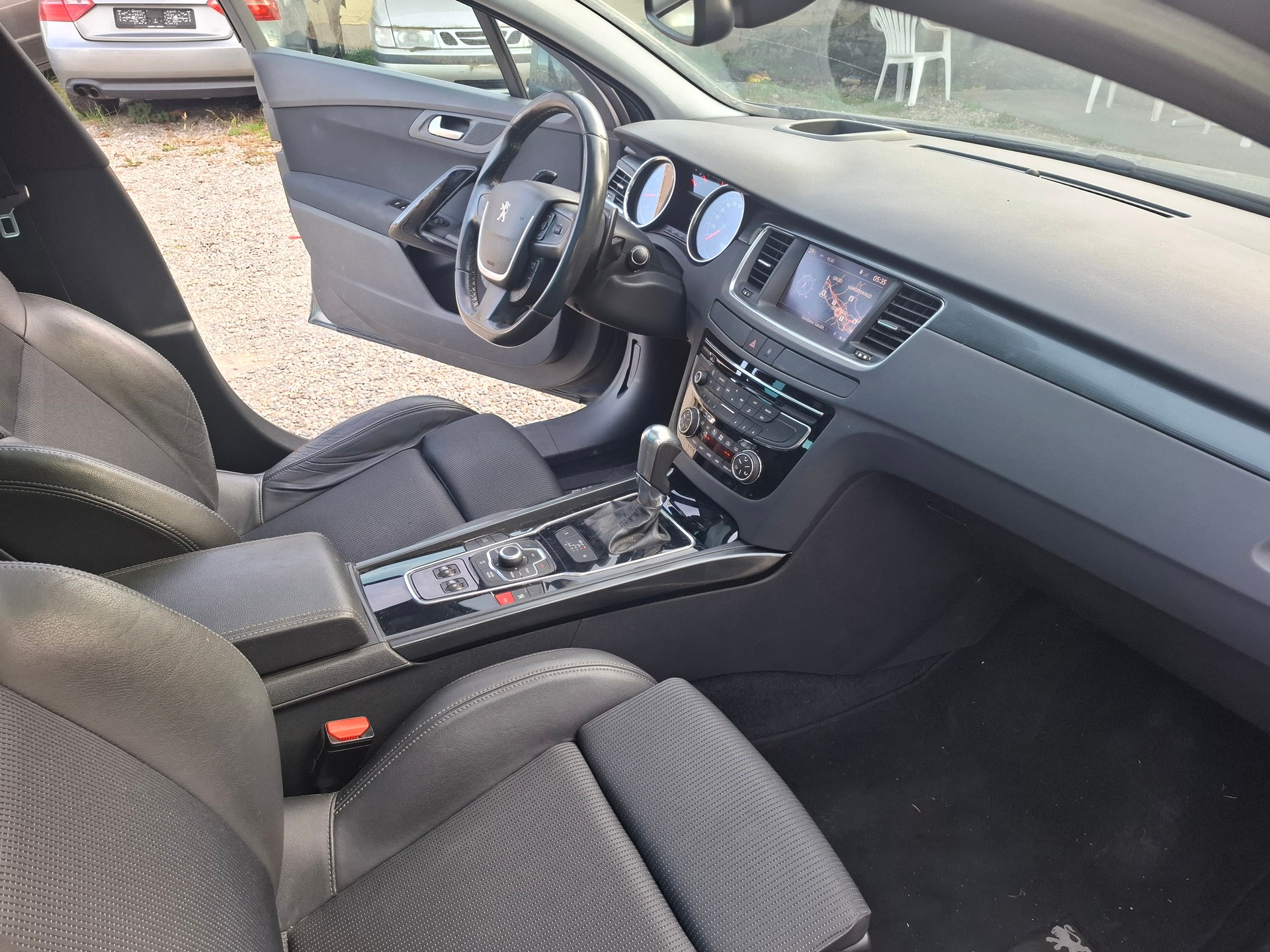 PEUGEOT 508 SW 1.6 16V T Allure Automatic-image-11