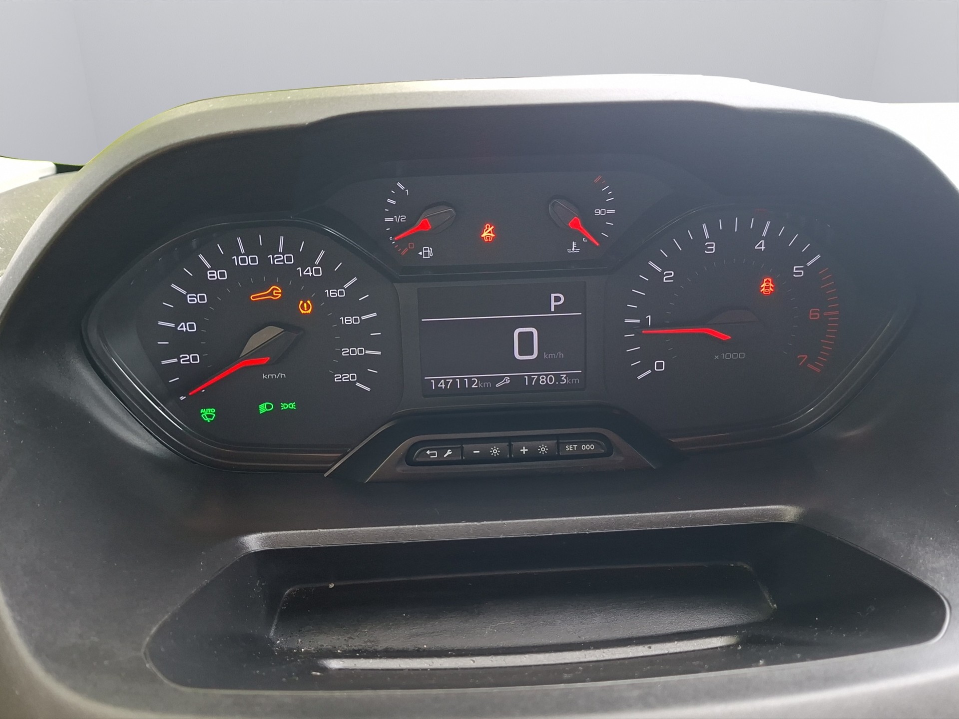 PEUGEOT Partner 1.2 Pure Tech s/s Premium EAT8 1000kg-image-10