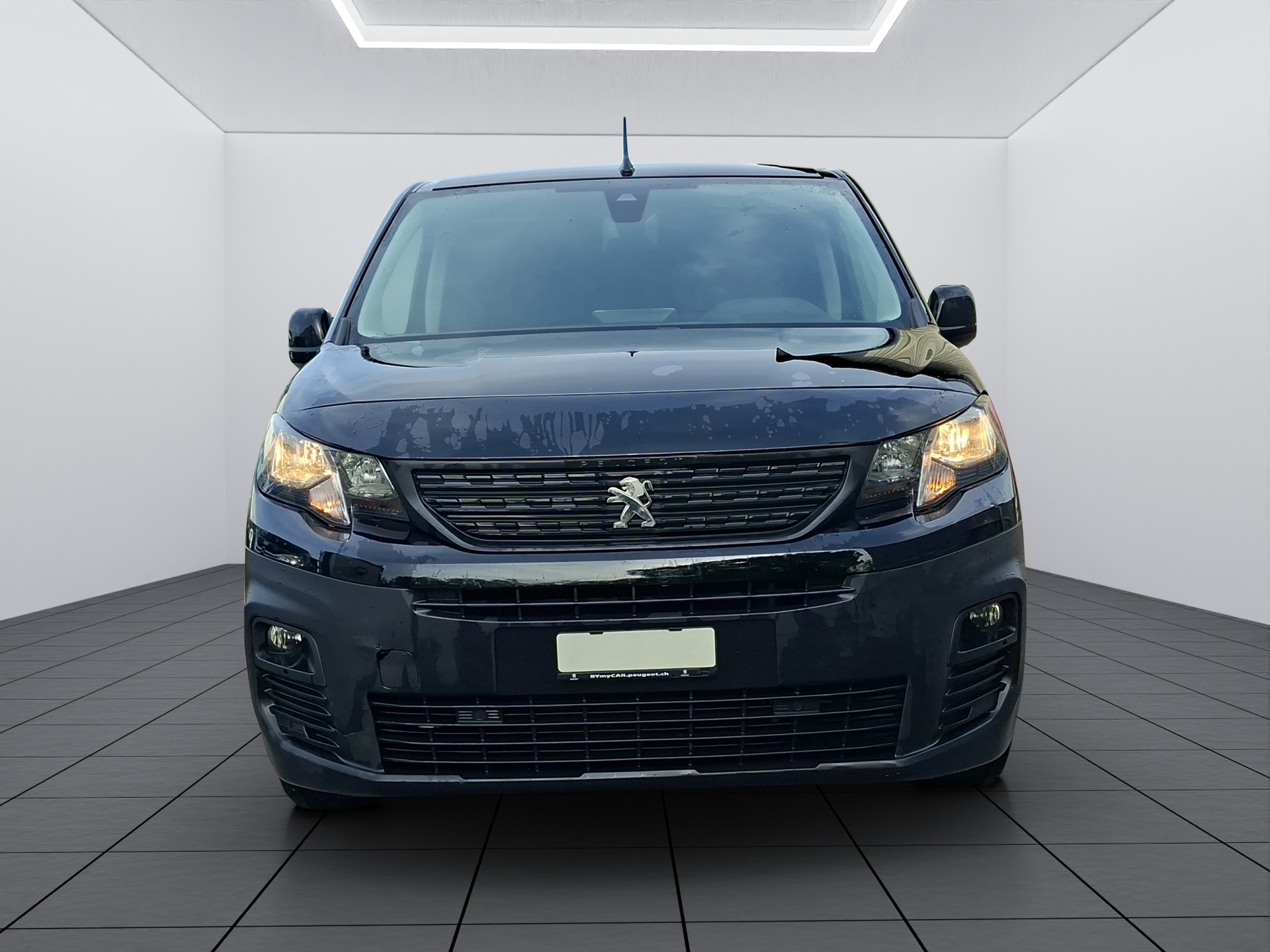 PEUGEOT Partner 1.2 Pure Tech s/s Premium EAT8 1000kg-image-1