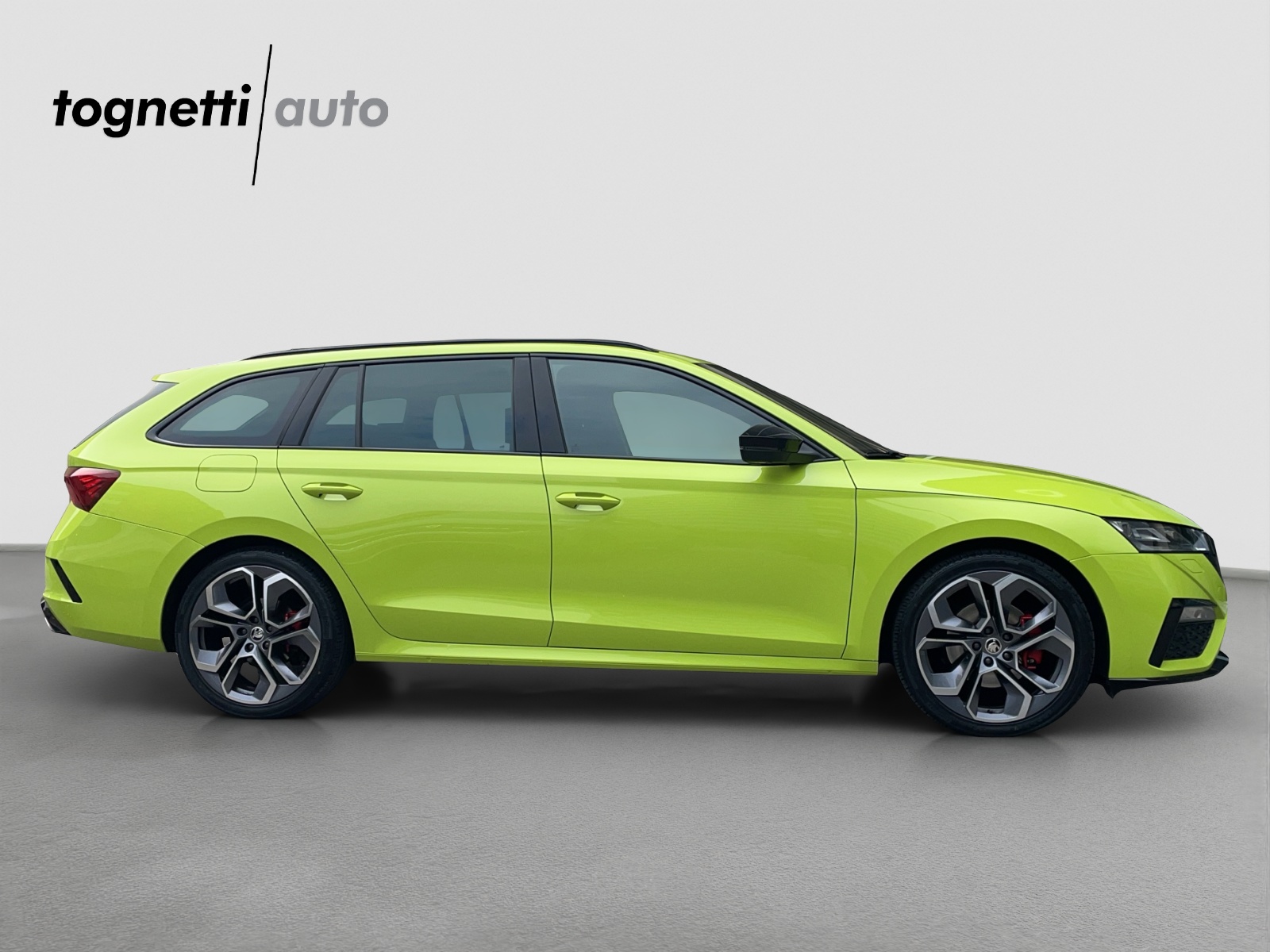 SKODA Octavia Combi 2.0 TDI DSG RS 4x4-showroom-element-2