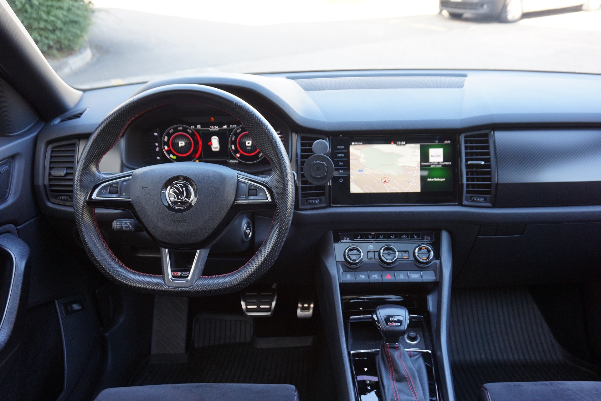 SKODA Kodiaq 2.0 Bi-TDI SCR RS 4x4 DSG-image-8