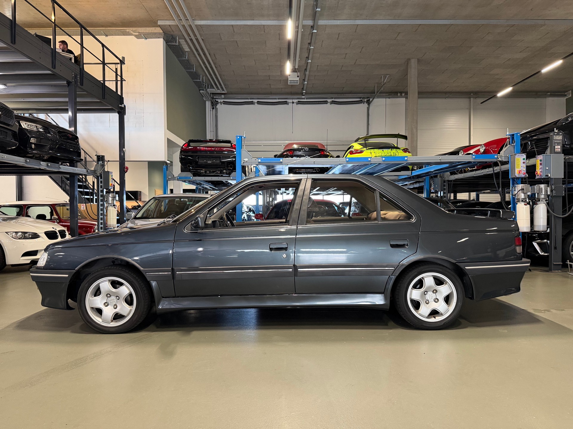 PEUGEOT 405 1.9 Mi16 *Vétéran-Full stock*