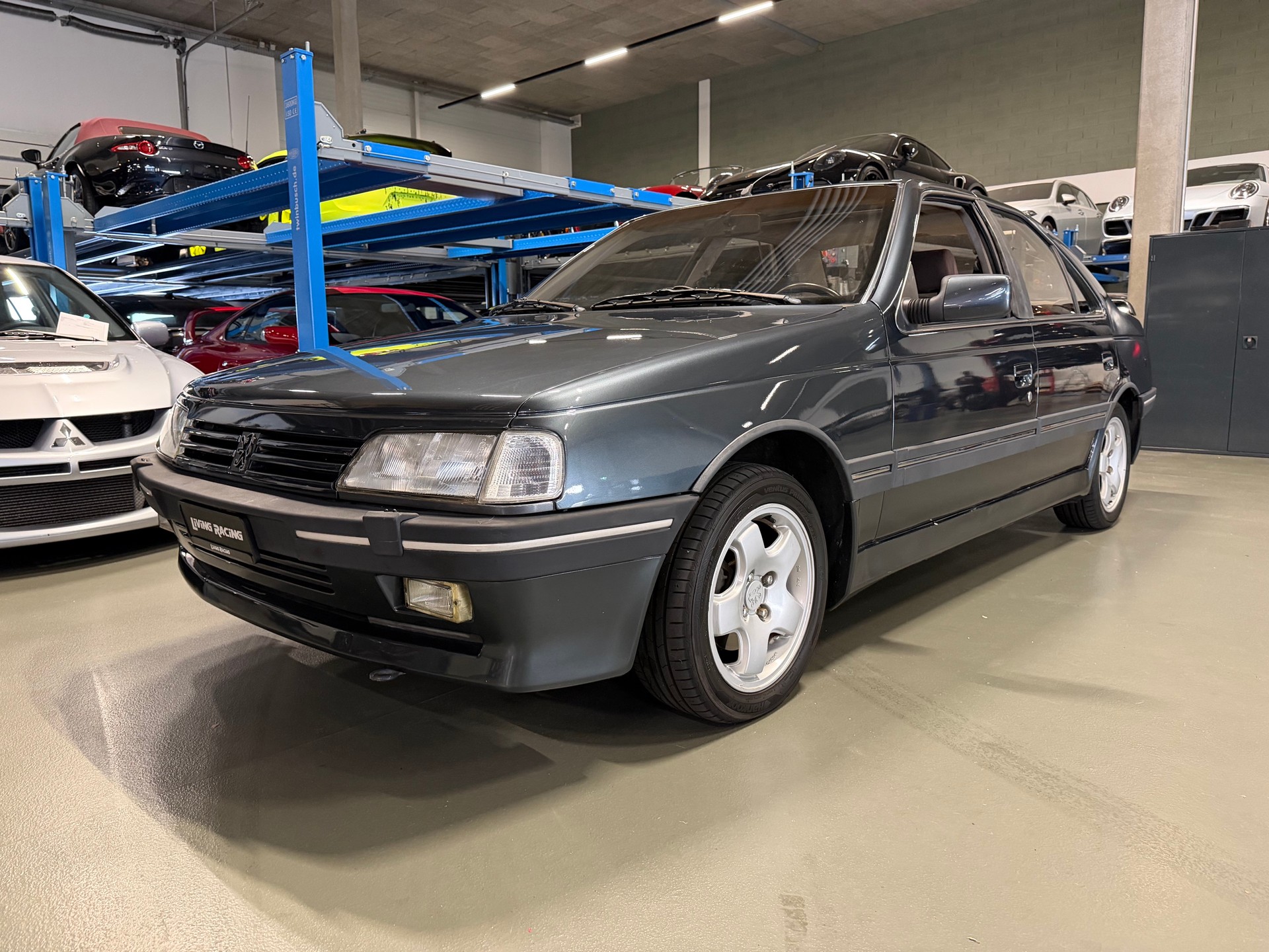 PEUGEOT 405 1.9 Mi16 *Vétéran-Full stock*-image-1