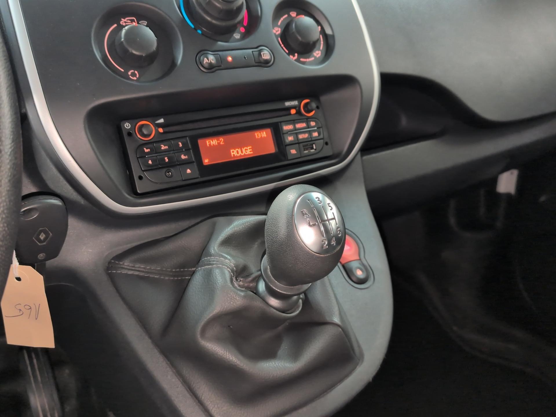 RENAULT Kangoo Medium dCi 95 ENERGY Limited-image-11