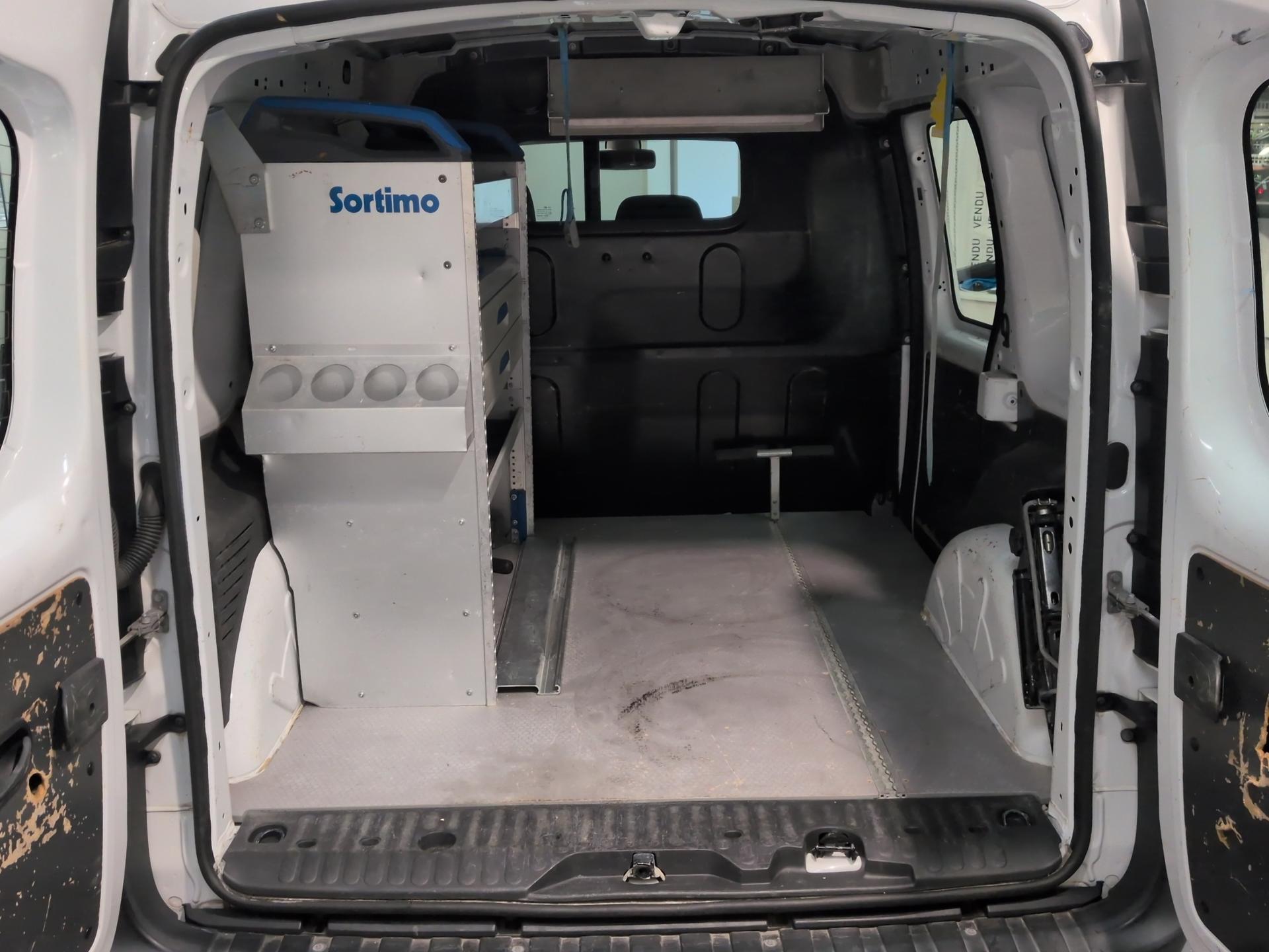 RENAULT Kangoo Medium dCi 95 ENERGY Limited-image-17