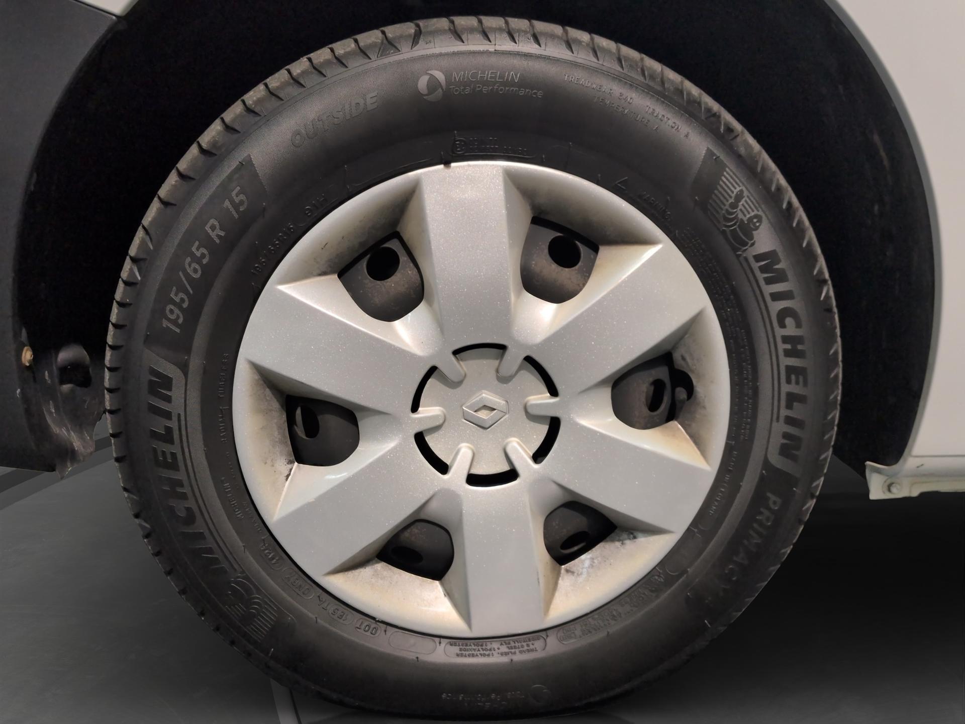 RENAULT Kangoo Medium dCi 95 ENERGY Limited-image-23