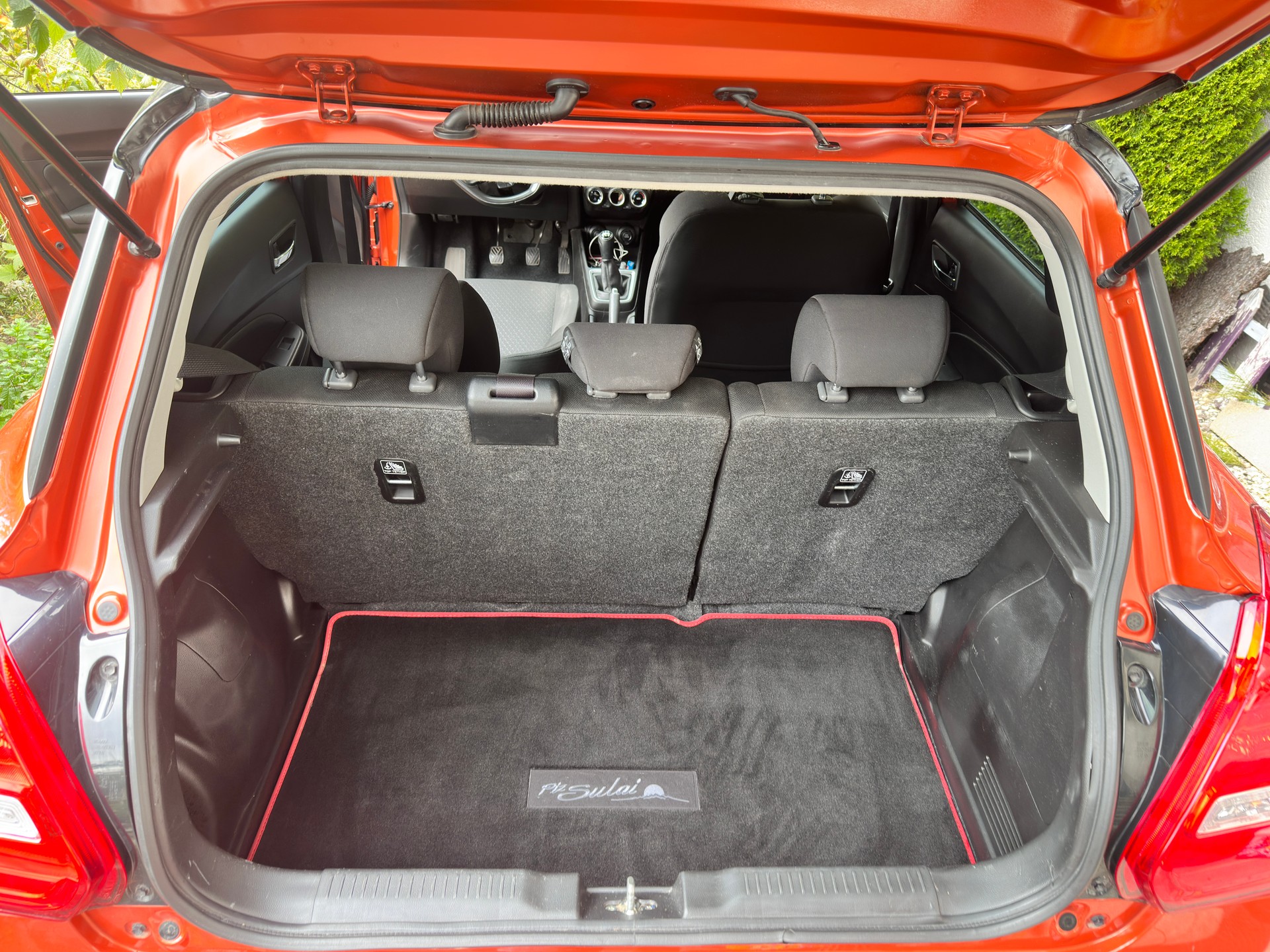 SUZUKI 1.2 Piz Sulai Top Hybrid 4x4-image-9