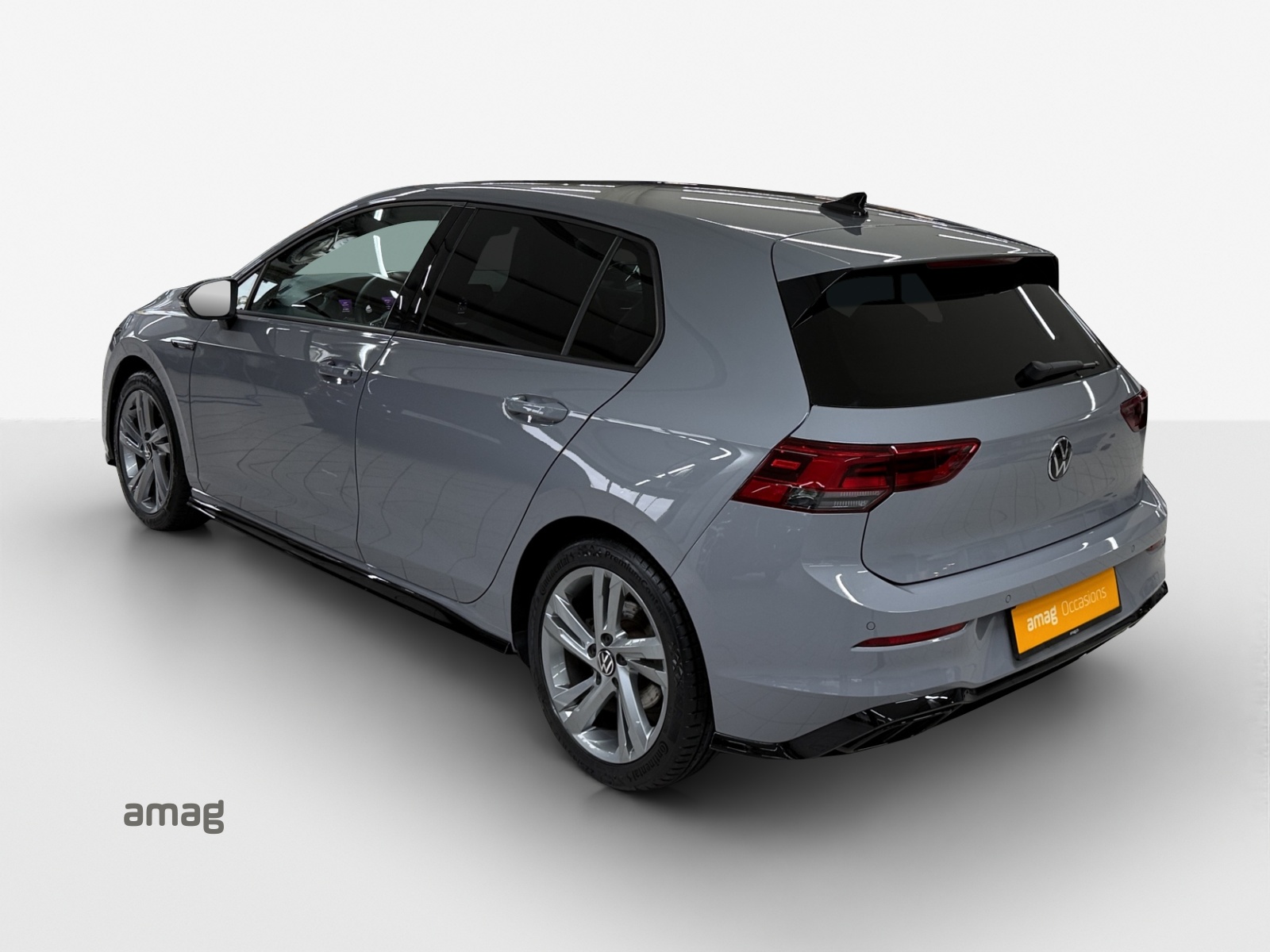 VW Golf 1.5 eTSI mHEV ACT R-Line DSG-image-2