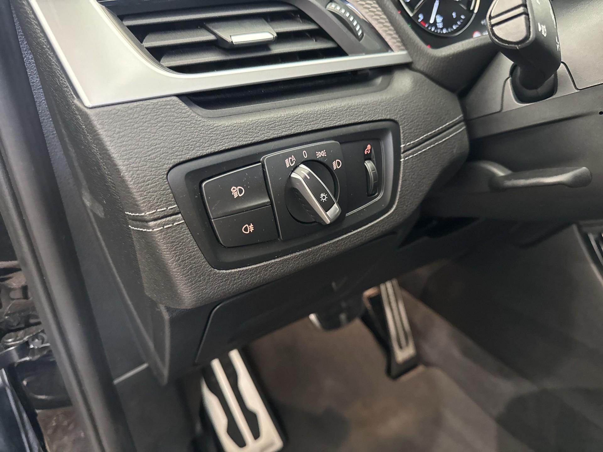 BMW X2 M35i Steptronic-image-19