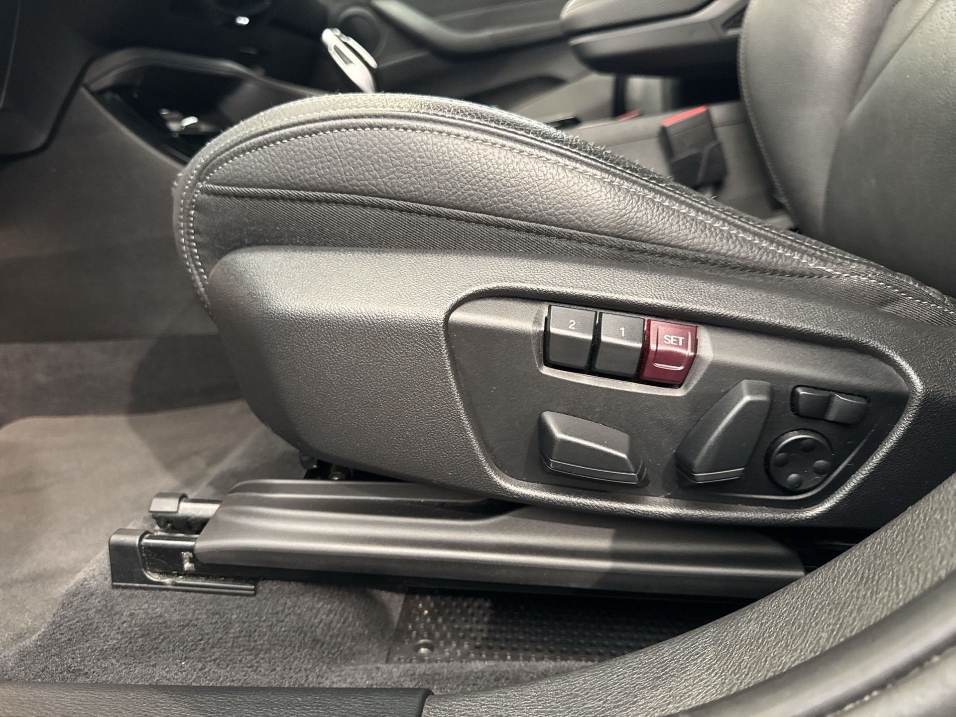 BMW X2 M35i Steptronic-image-18