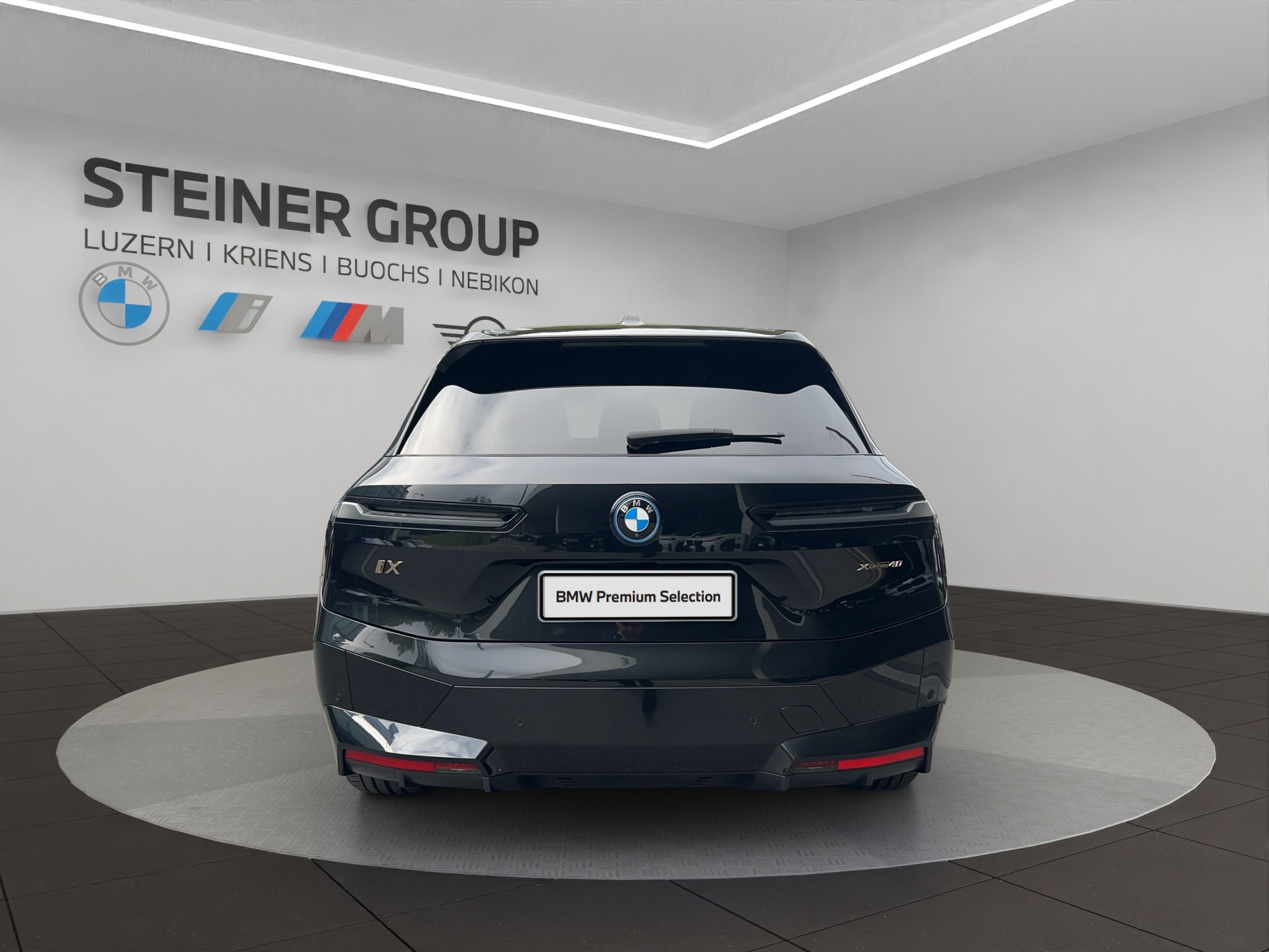 BMW iX xDrive40-image-5