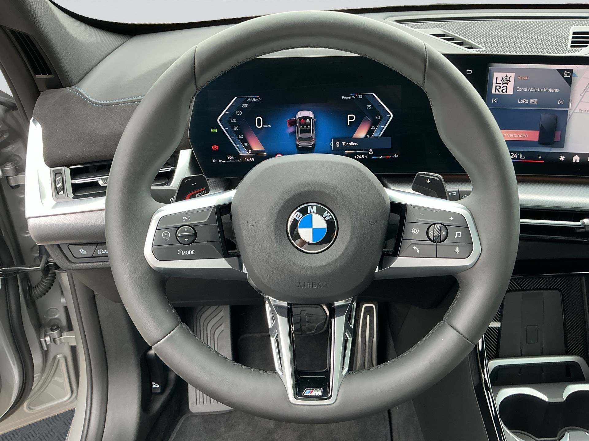 BMW X1 sDrive 18i M Sport Pro Shadow Line-image-9