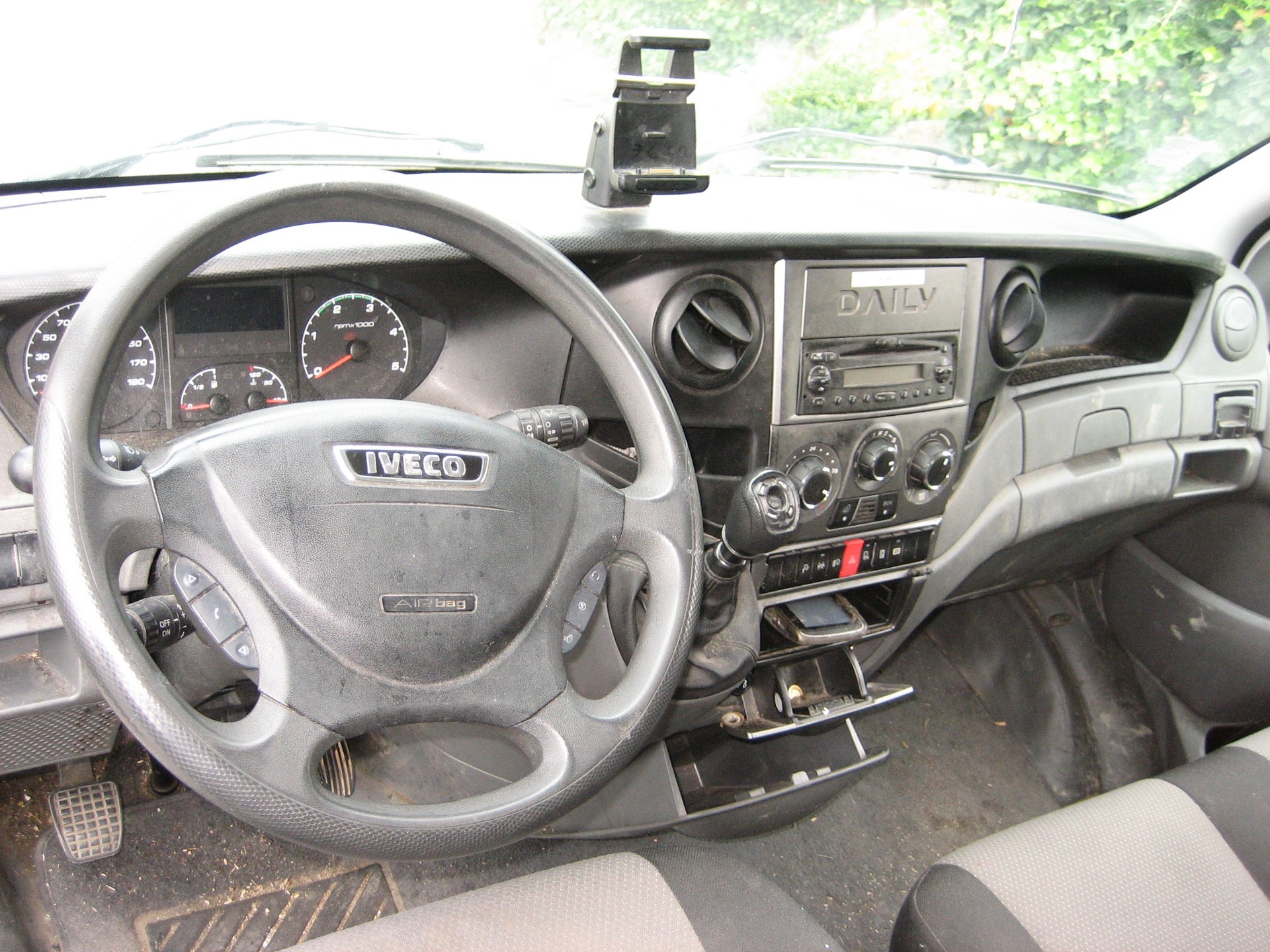 IVECO 35 S 17 V-image-4