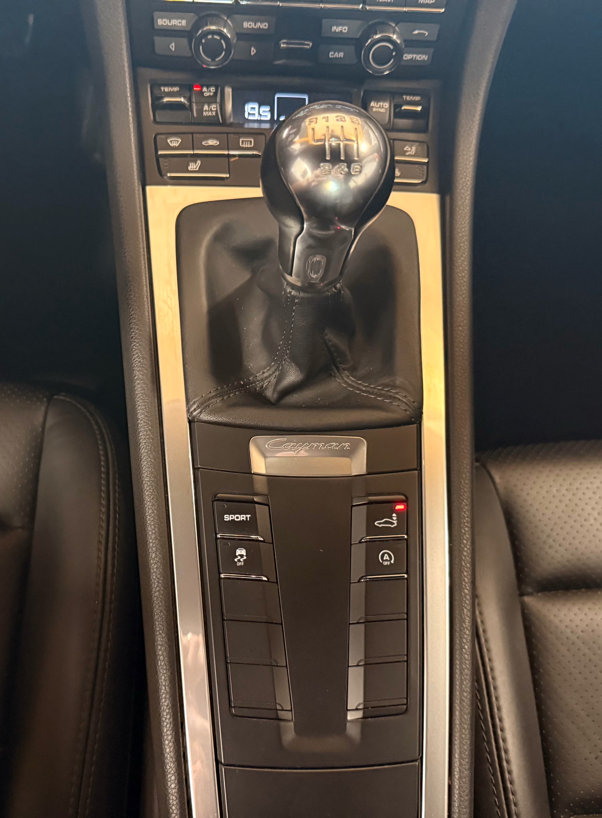 PORSCHE Cayman 2.7-image-13