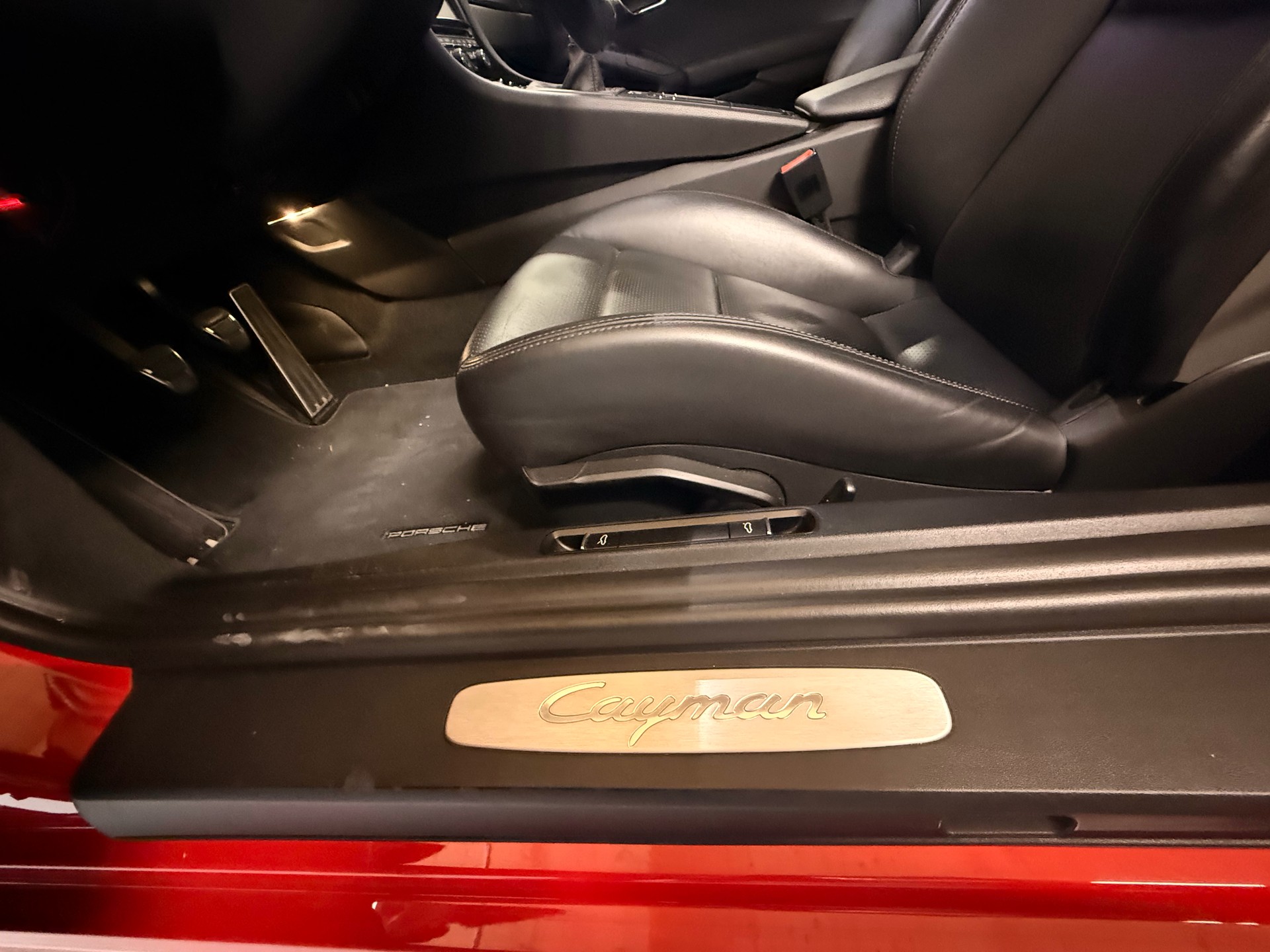 PORSCHE Cayman 2.7-image-9