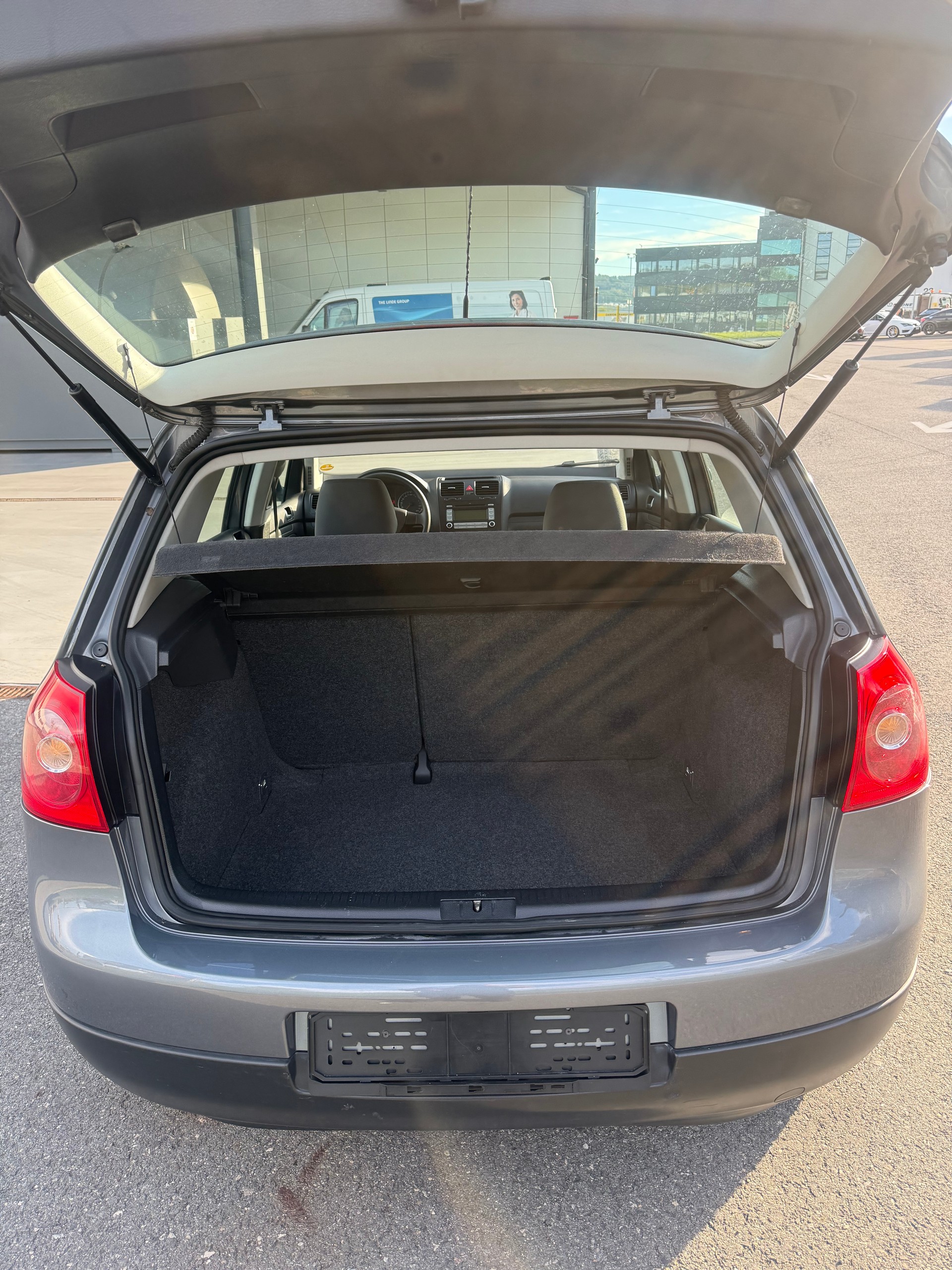 VW Golf 1.4 TSI Trendline DSG-image-10