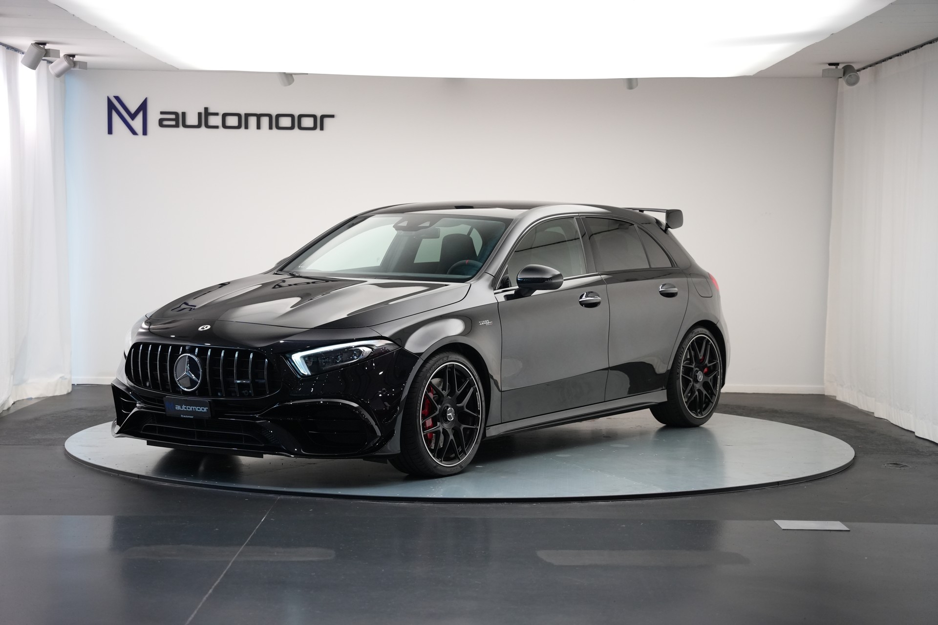 MERCEDES-BENZ A 45 S AMG 4Matic+ Speedshift *Akrapovic* *Aero-Paket* *CH-Fahrzeug*