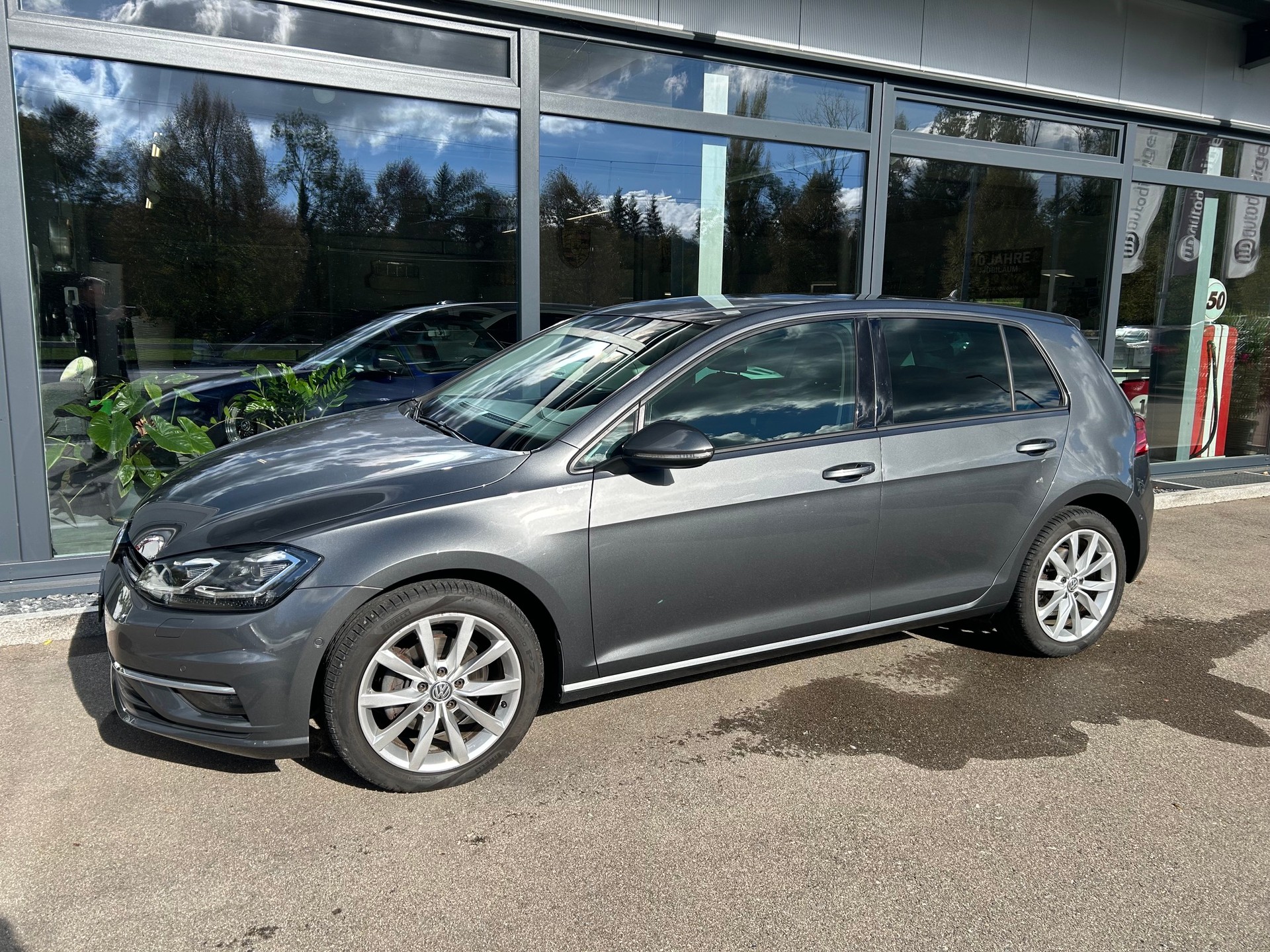 VW Golf 2.0 TDI Highline 4Motion DSG-image-2