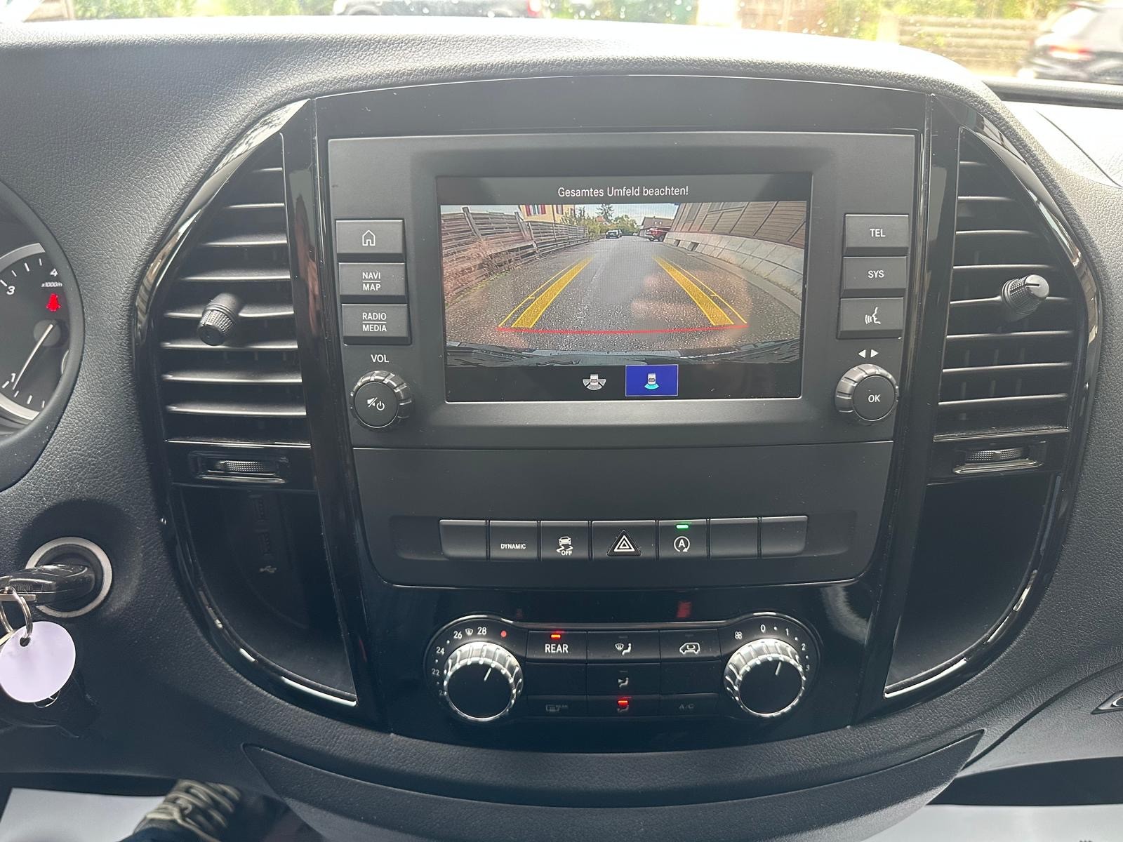 MERCEDES-BENZ Vito 116 CDI Lang Select Tourer 9G-Tronic-image-13