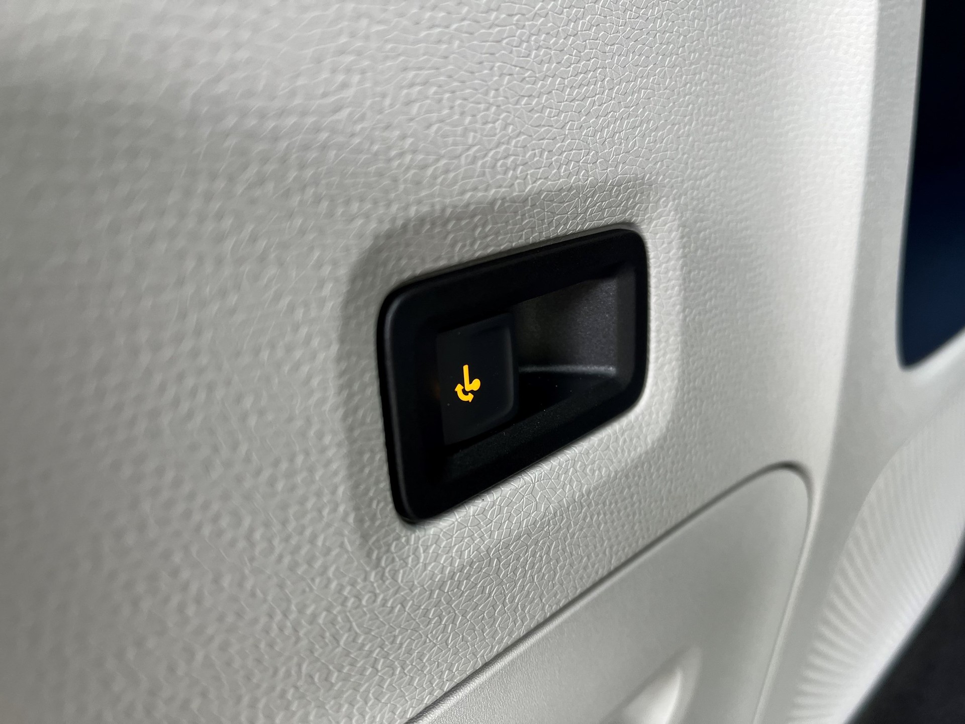 VW ID.Buzz Pro-image-11