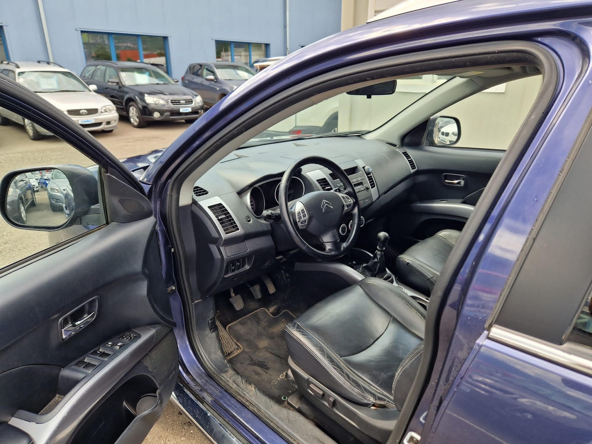 CITROEN C-Crosser 2.2 HDi Exclusive-image-7