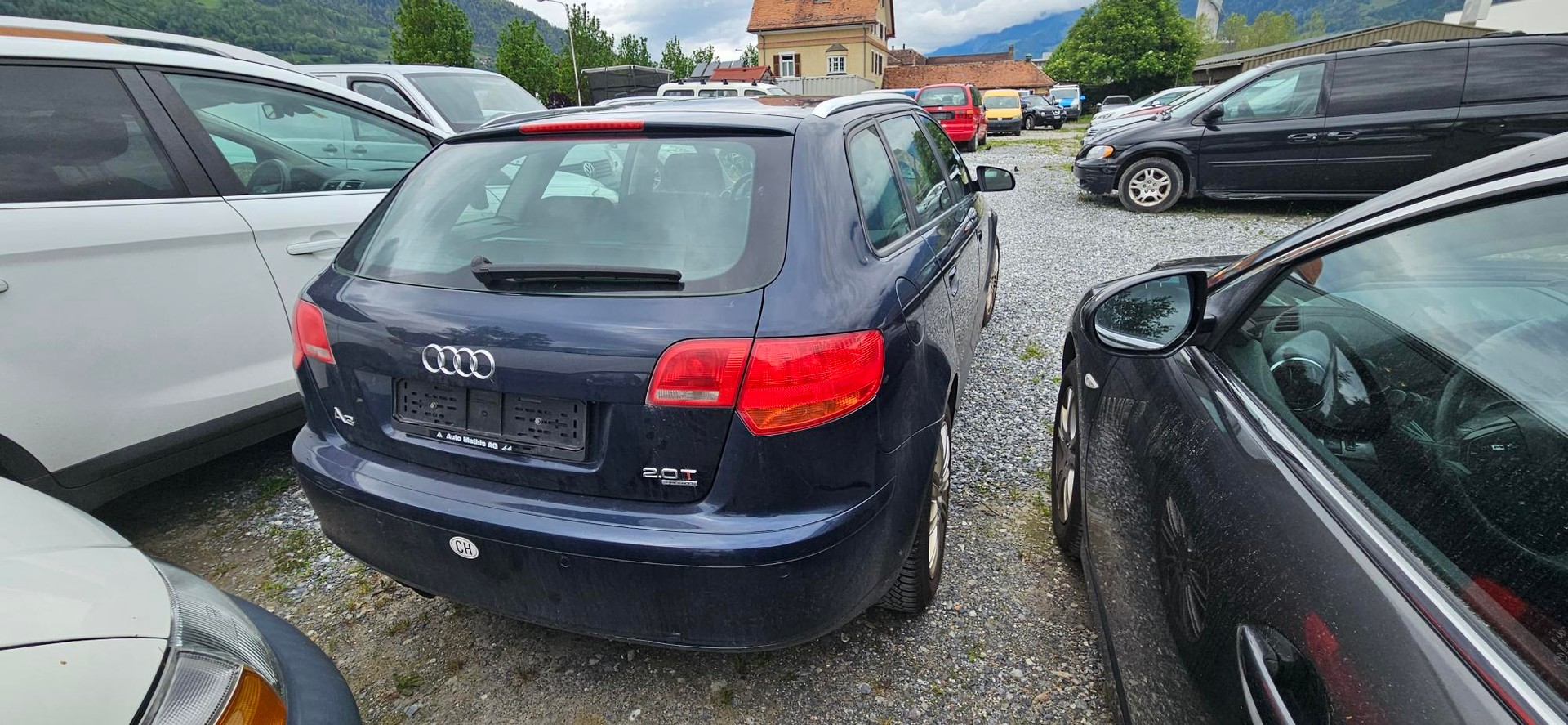 AUDI A3 Sportback 2.0 Turbo FSI Ambition quattro-image-2