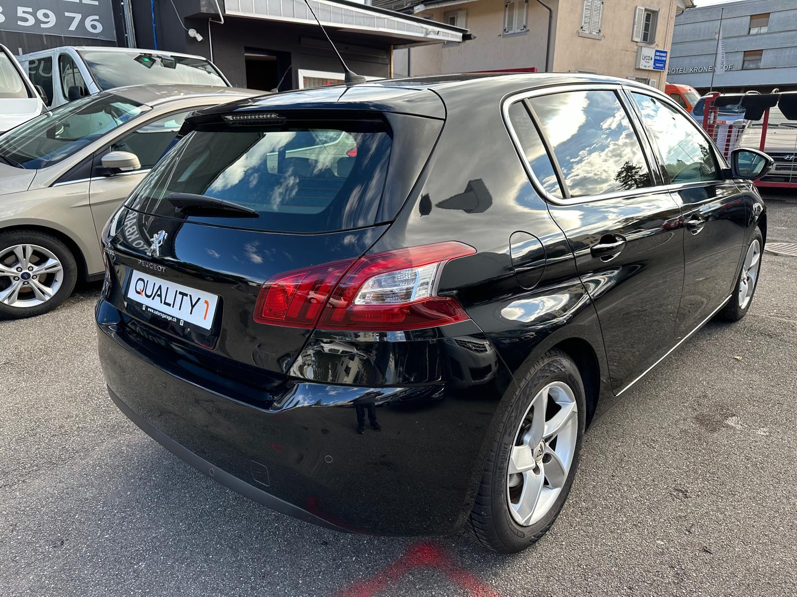 PEUGEOT 308 1.6 THP Active-image-4