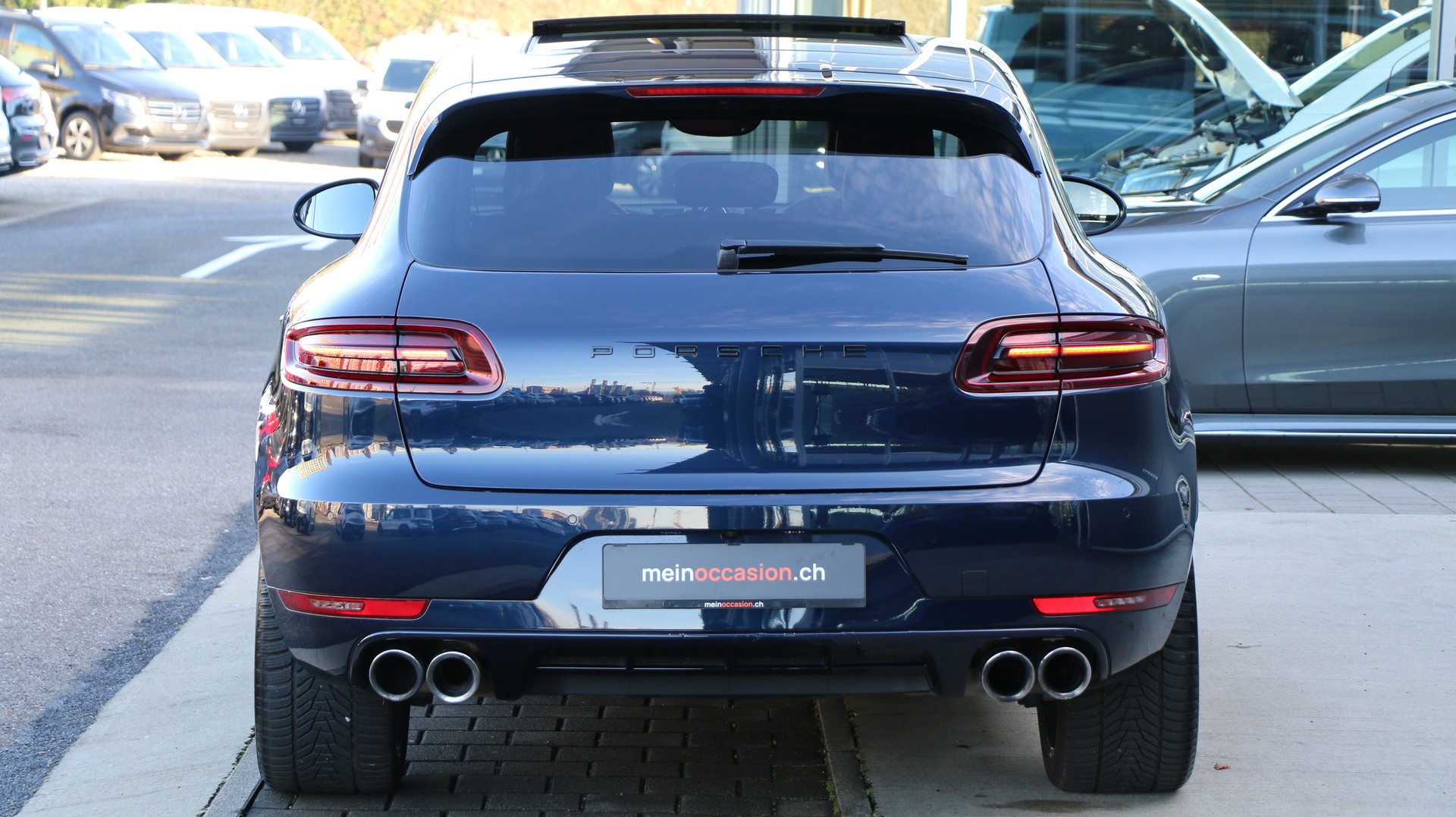 PORSCHE Macan S-image-4