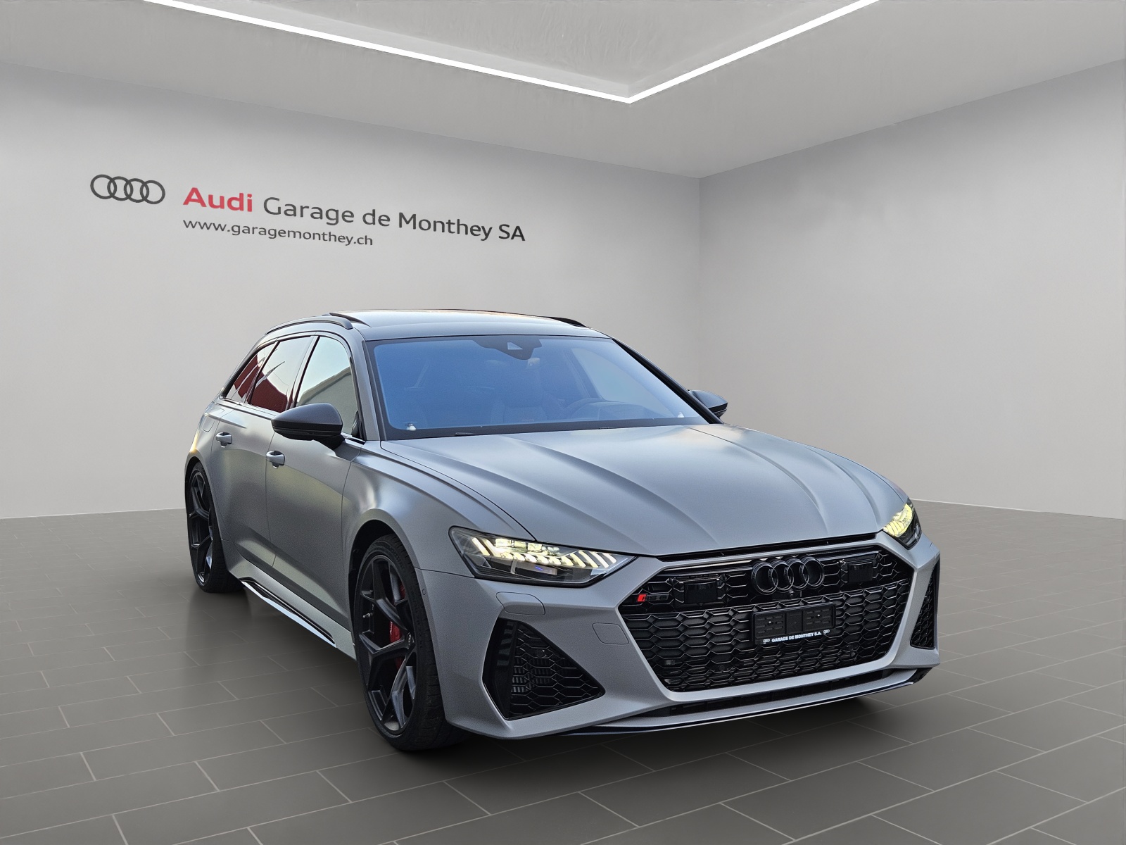 AUDI RS6 Avant 4.0 TFSI V8 Performance quattro-image-2
