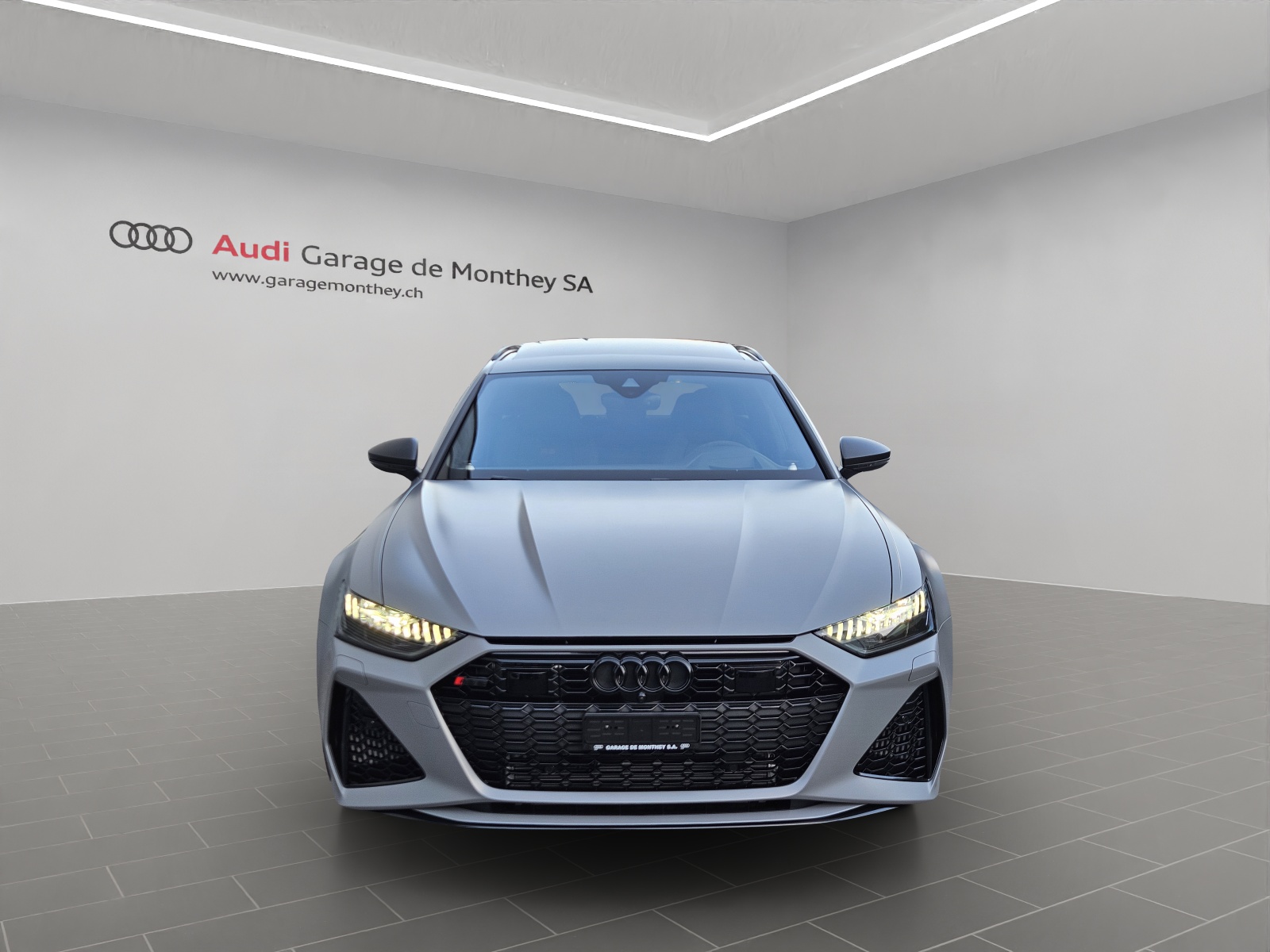 AUDI RS6 Avant 4.0 TFSI V8 Performance quattro-image-1