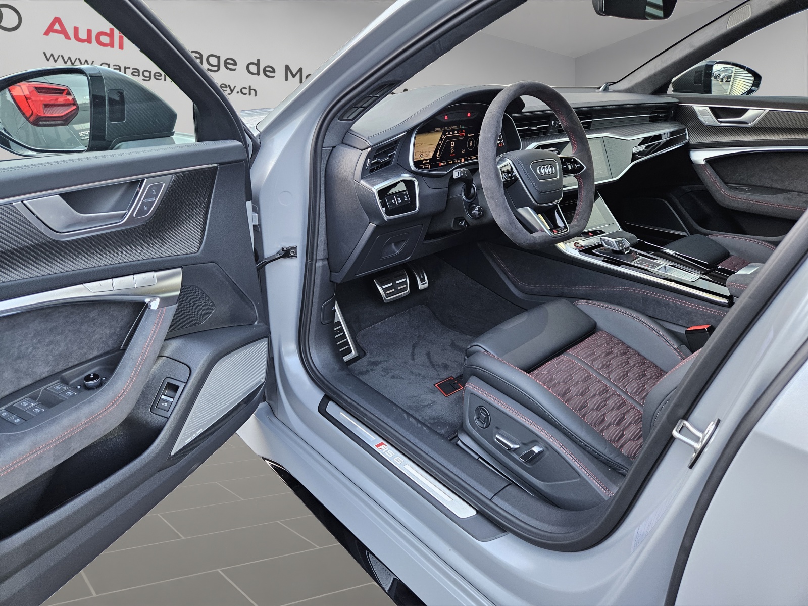 AUDI RS6 Avant 4.0 TFSI V8 Performance quattro-image-7