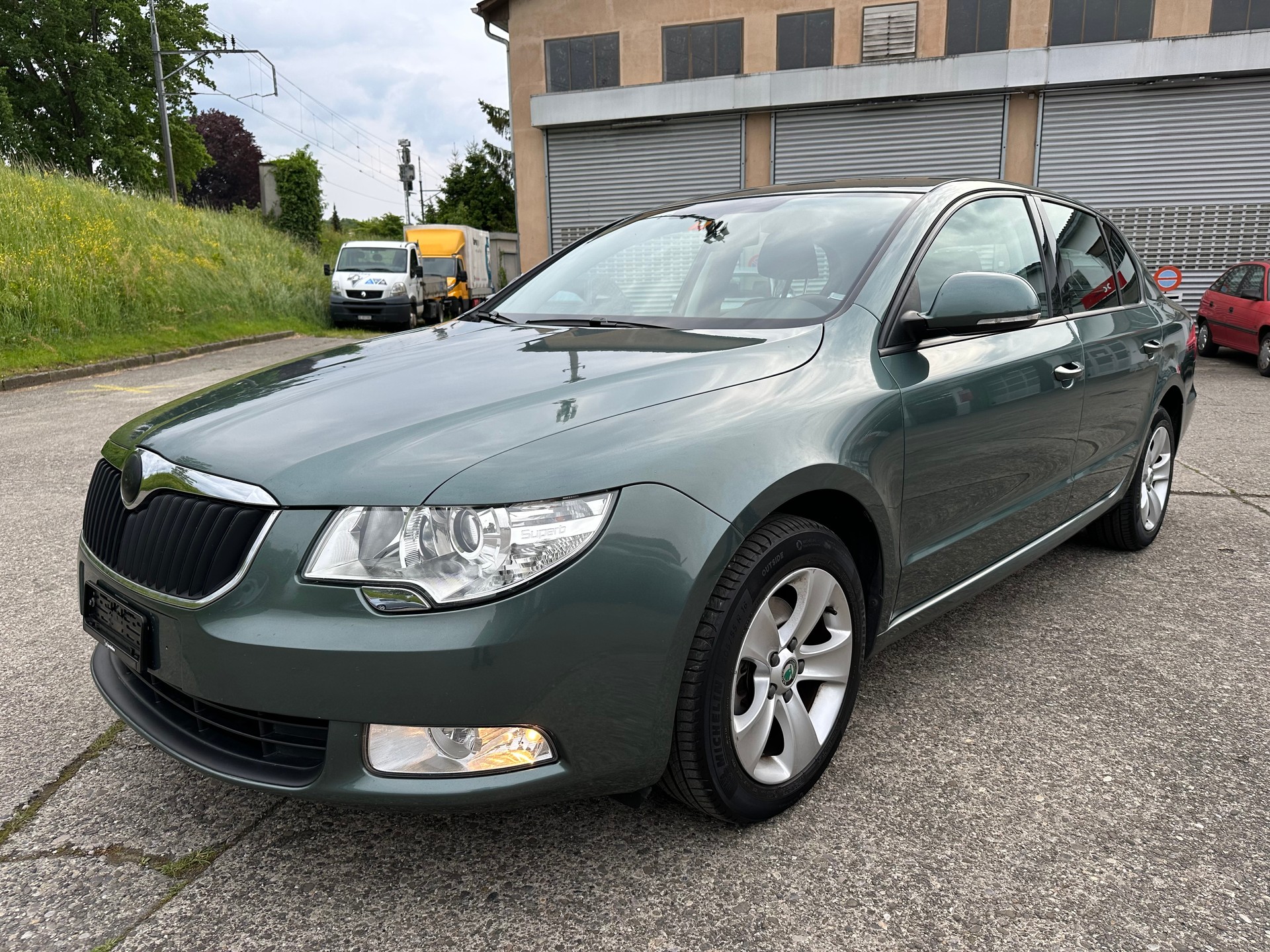SKODA Superb 1.6 TDi Greenline Elegance-image-0