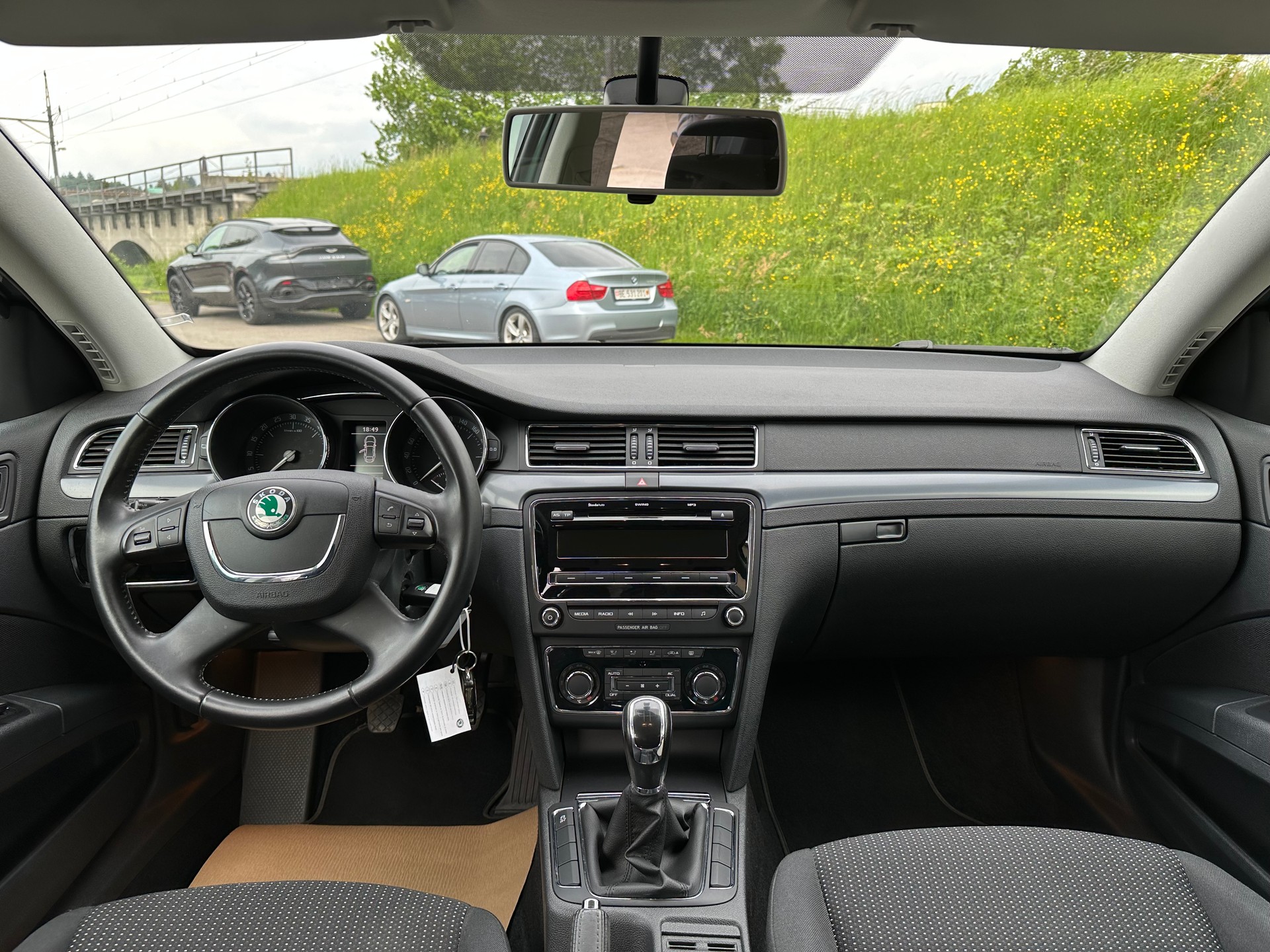 SKODA Superb 1.6 TDi Greenline Elegance-image-10