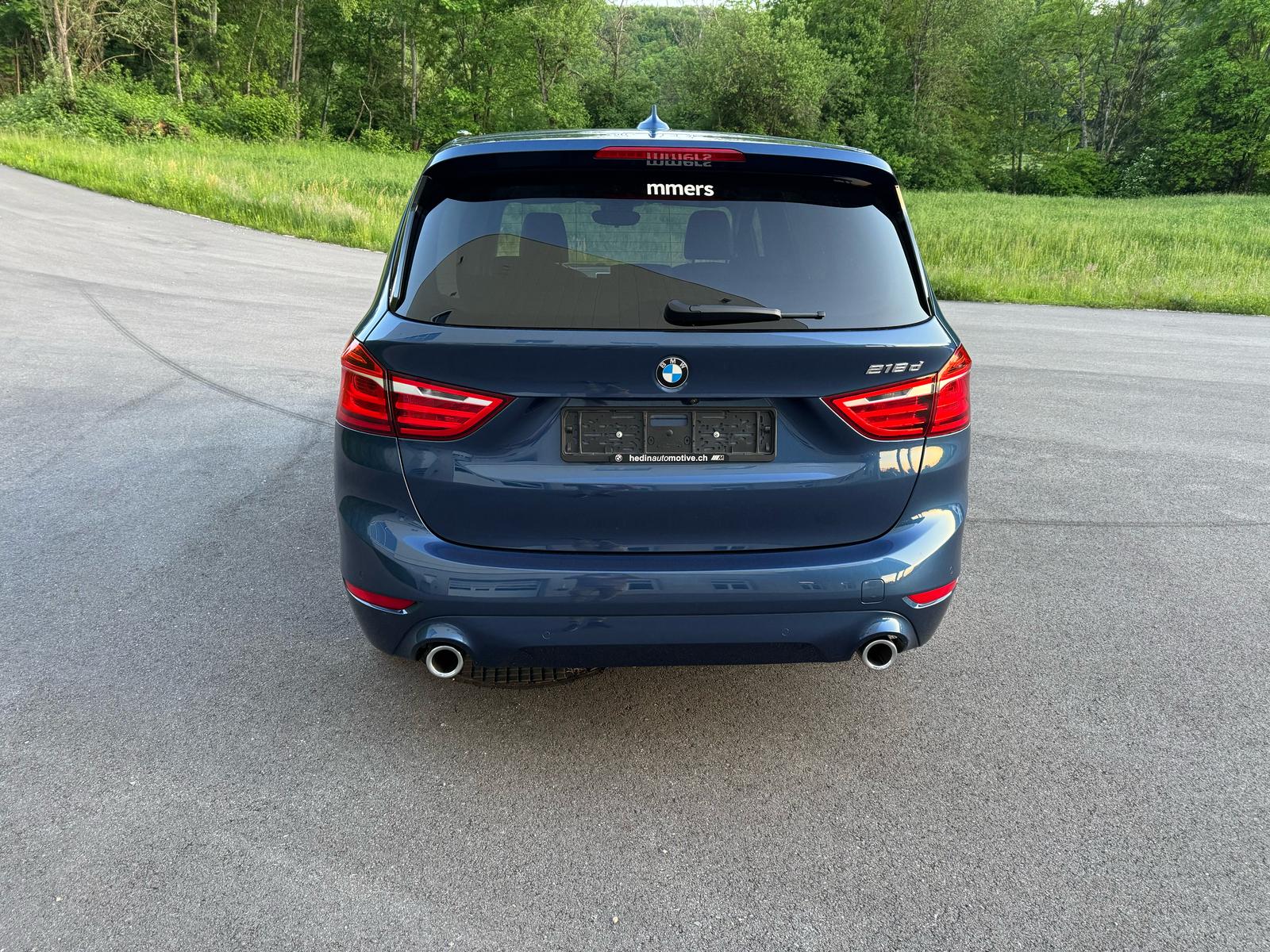 BMW 218d Gran Tourer Steptronic Luxury Line-image-3