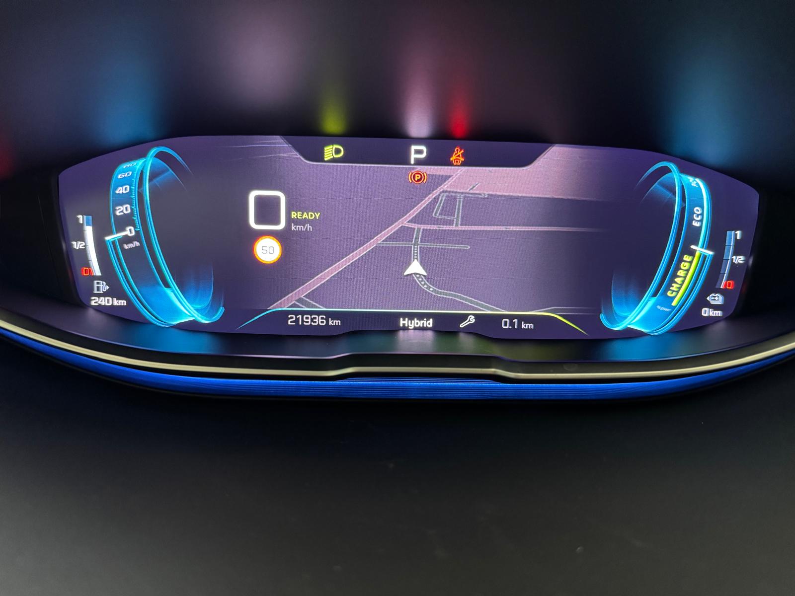 PEUGEOT 3008 1.6 Plug-in Hybrid Allure Pack-image-8