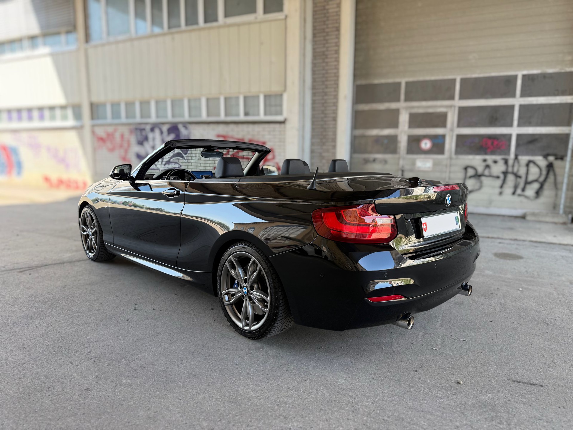 BMW M235i xDrive Steptronic-image-4