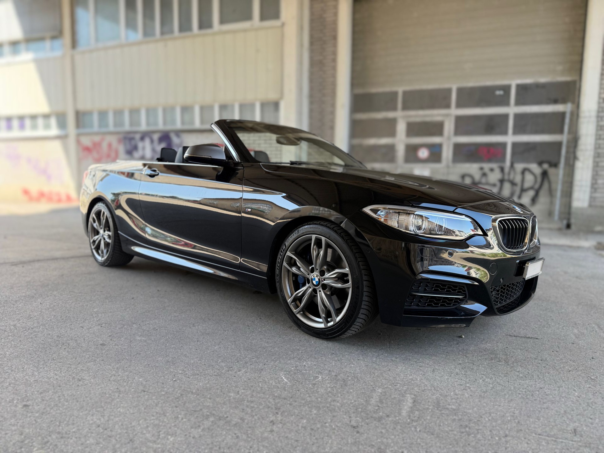 BMW M235i xDrive Steptronic-image-3