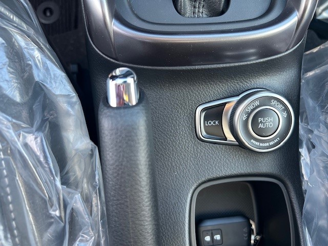SUZUKI SX4 S-Cross 1.4T Compact Top Hybrid 4WD Automatic-image-8