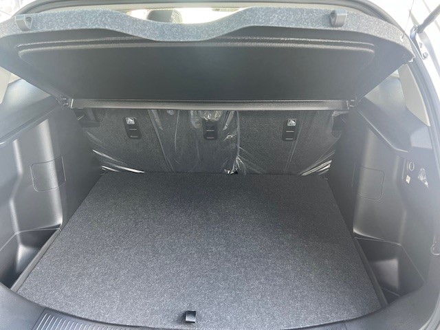 SUZUKI SX4 S-Cross 1.4T Compact Top Hybrid 4WD Automatic-image-15