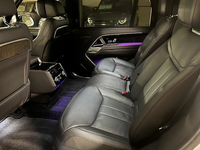 LAND ROVER Range Rover 4.4 V8 Autobiography LWB-image-12