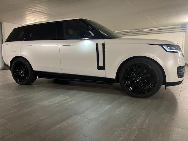 LAND ROVER Range Rover 4.4 V8 Autobiography LWB-showroom-element-1
