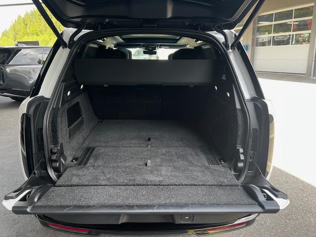 LAND ROVER Range Rover 4.4 V8 Autobiography LWB-image-13