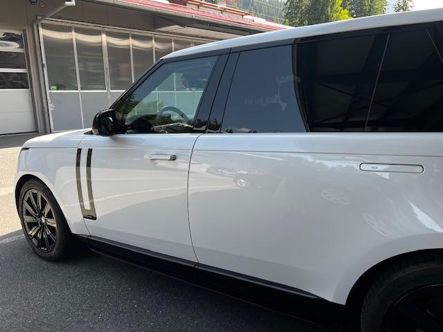 LAND ROVER Range Rover 4.4 V8 Autobiography LWB-image-6