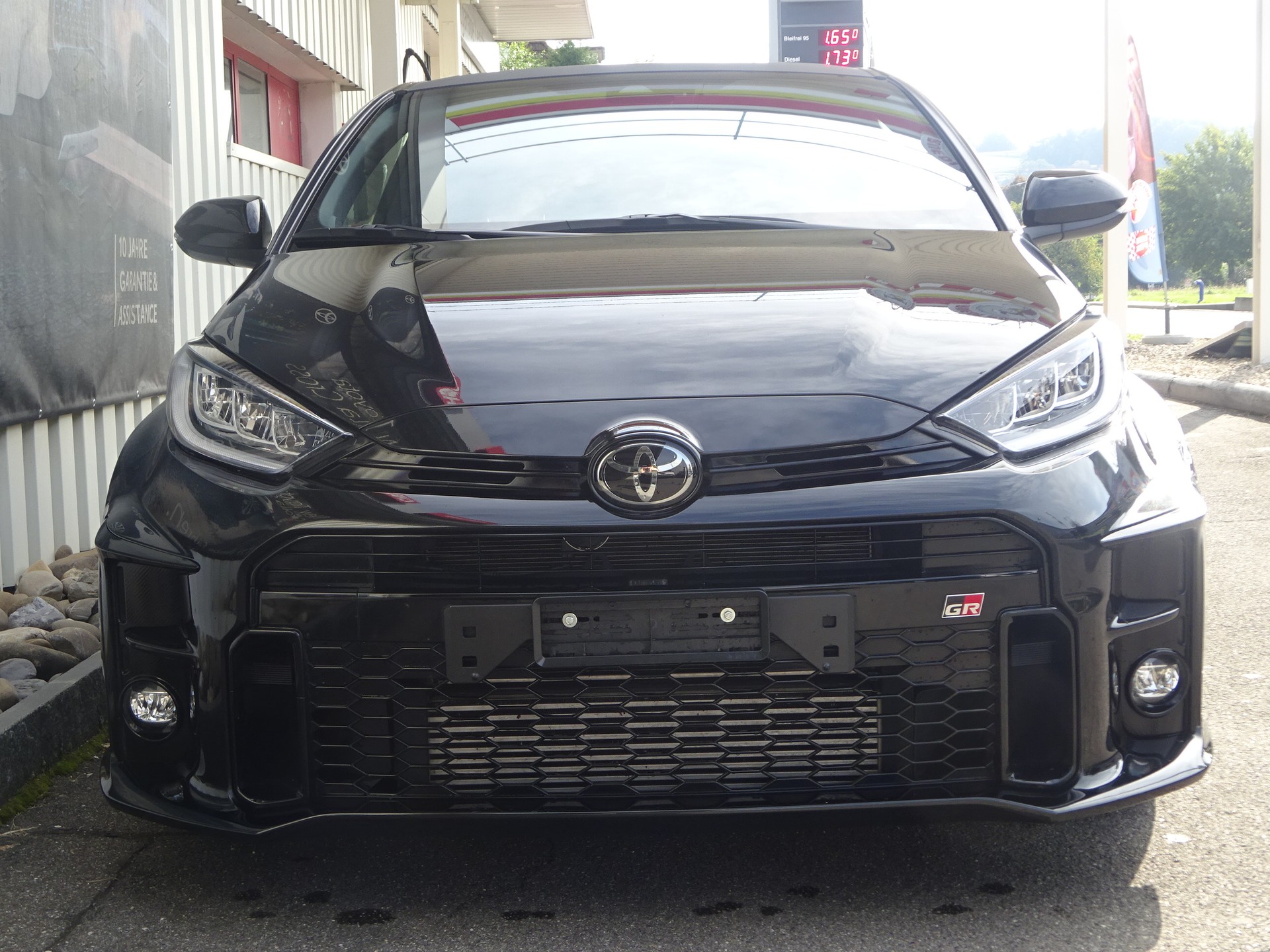 TOYOTA Yaris 1.6 GR Sport-showroom-element-3