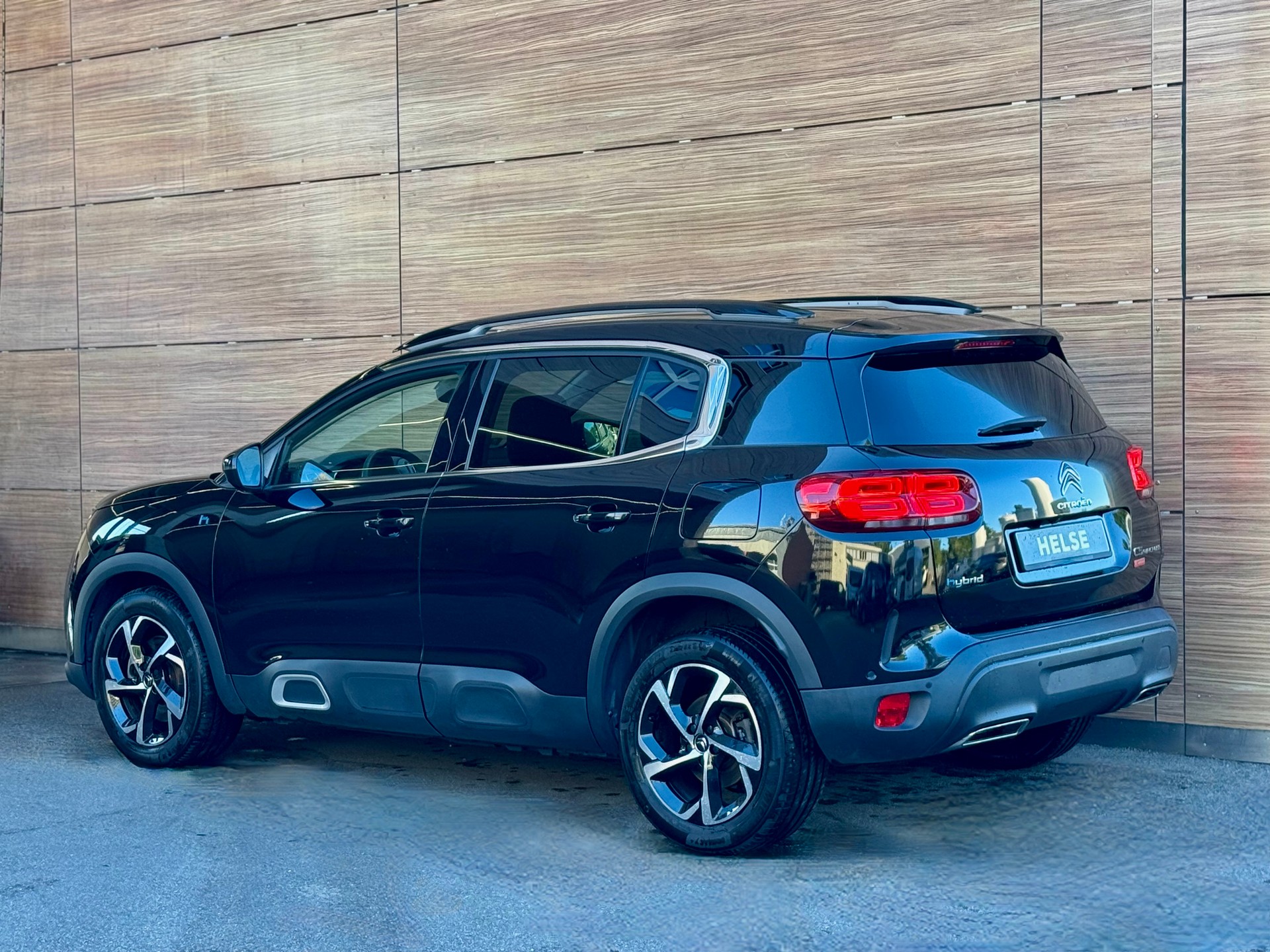 CITROEN C5 Aircross 1.6 PHEV Swiss Edition-image-4