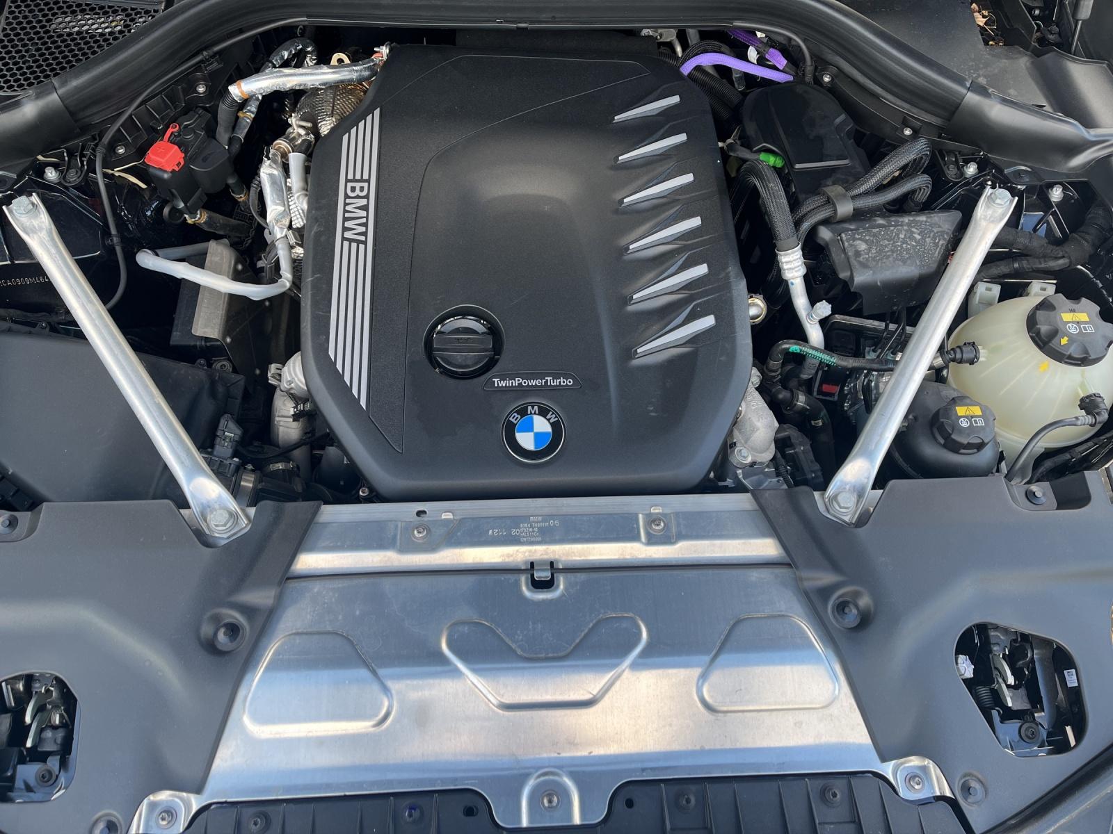 BMW 🆕 X4 xDrive 48V 30d M Sport Steptronic (CH)-image-23